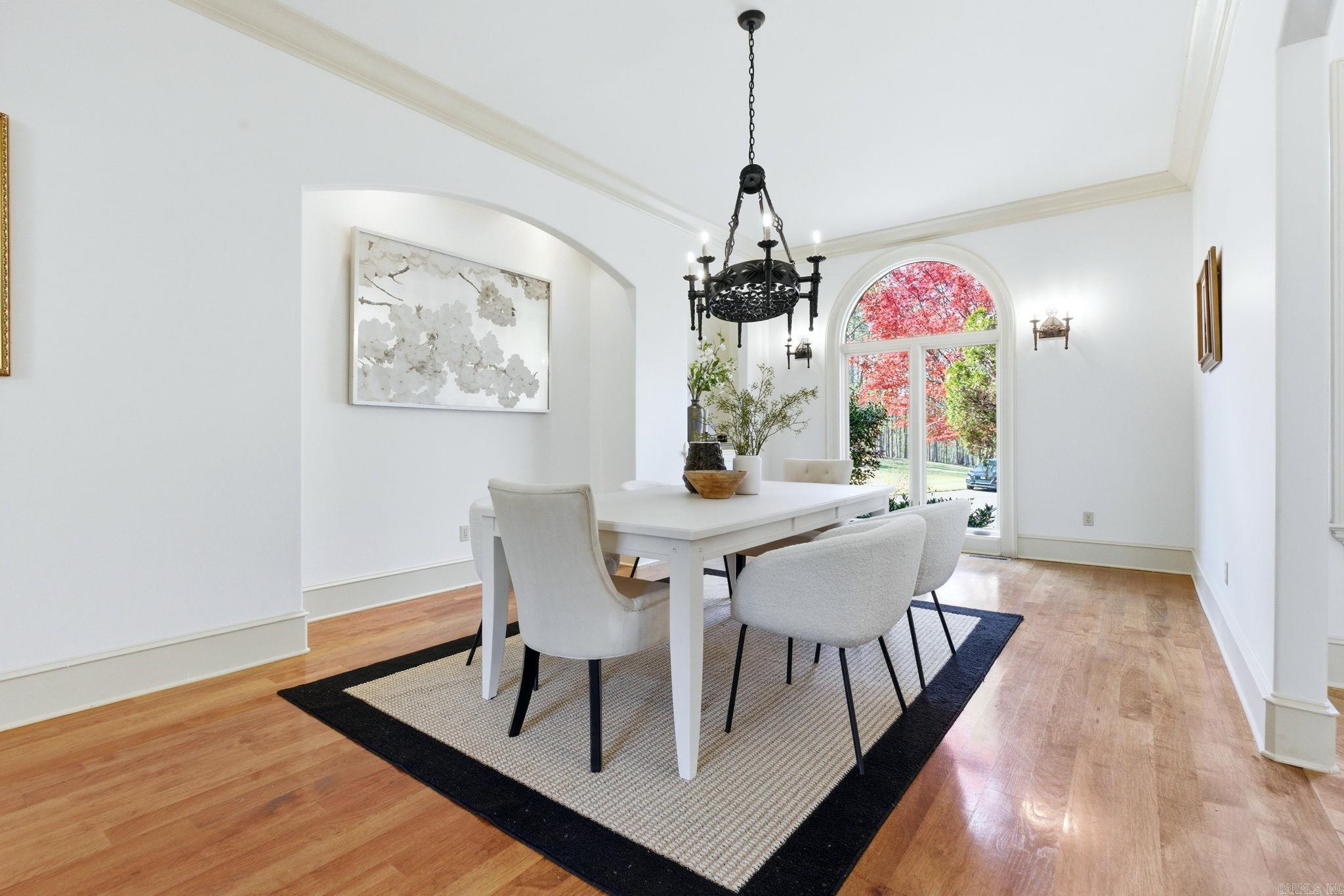 31 Cravache  Little Rock, AR