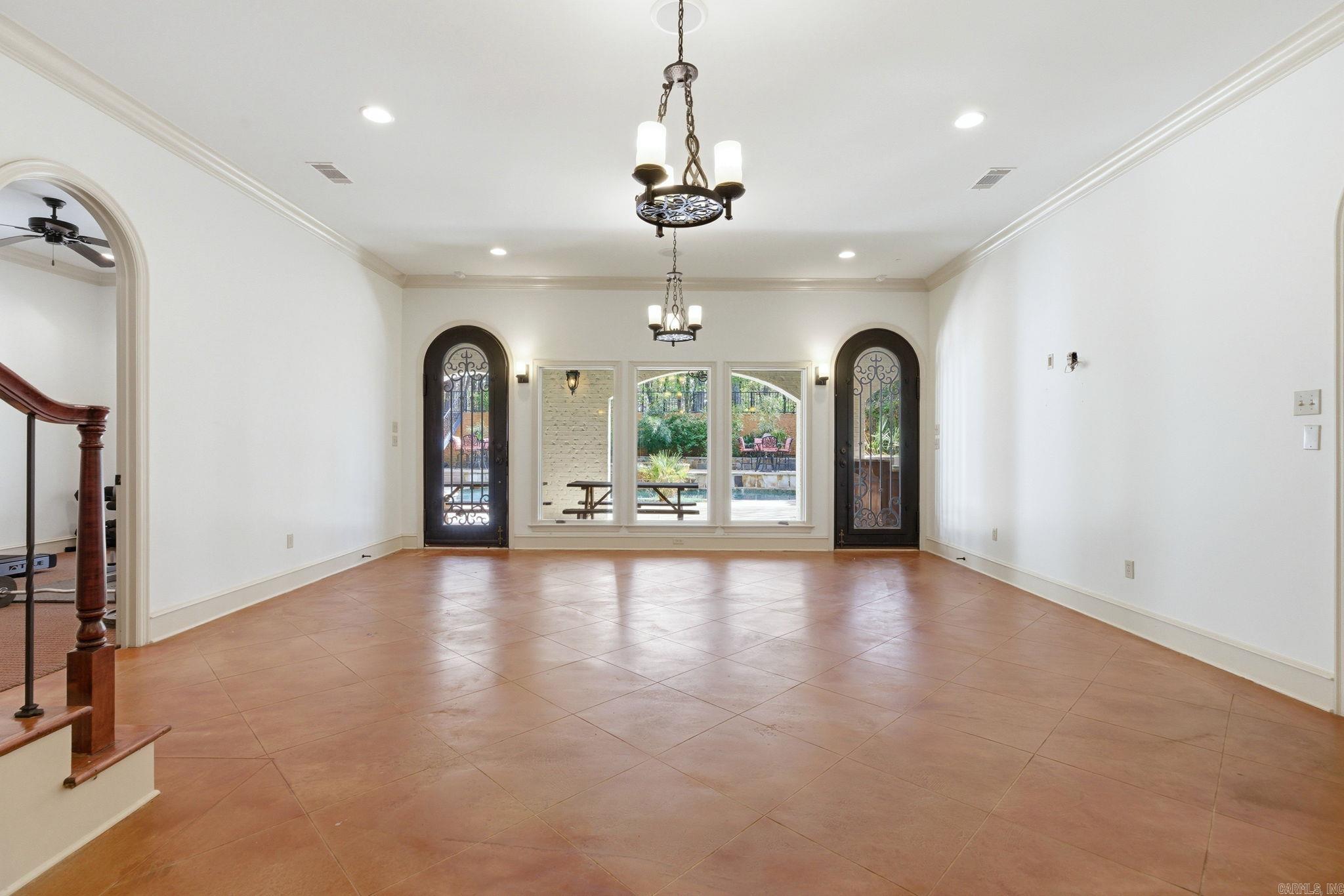 31 Cravache  Little Rock, AR