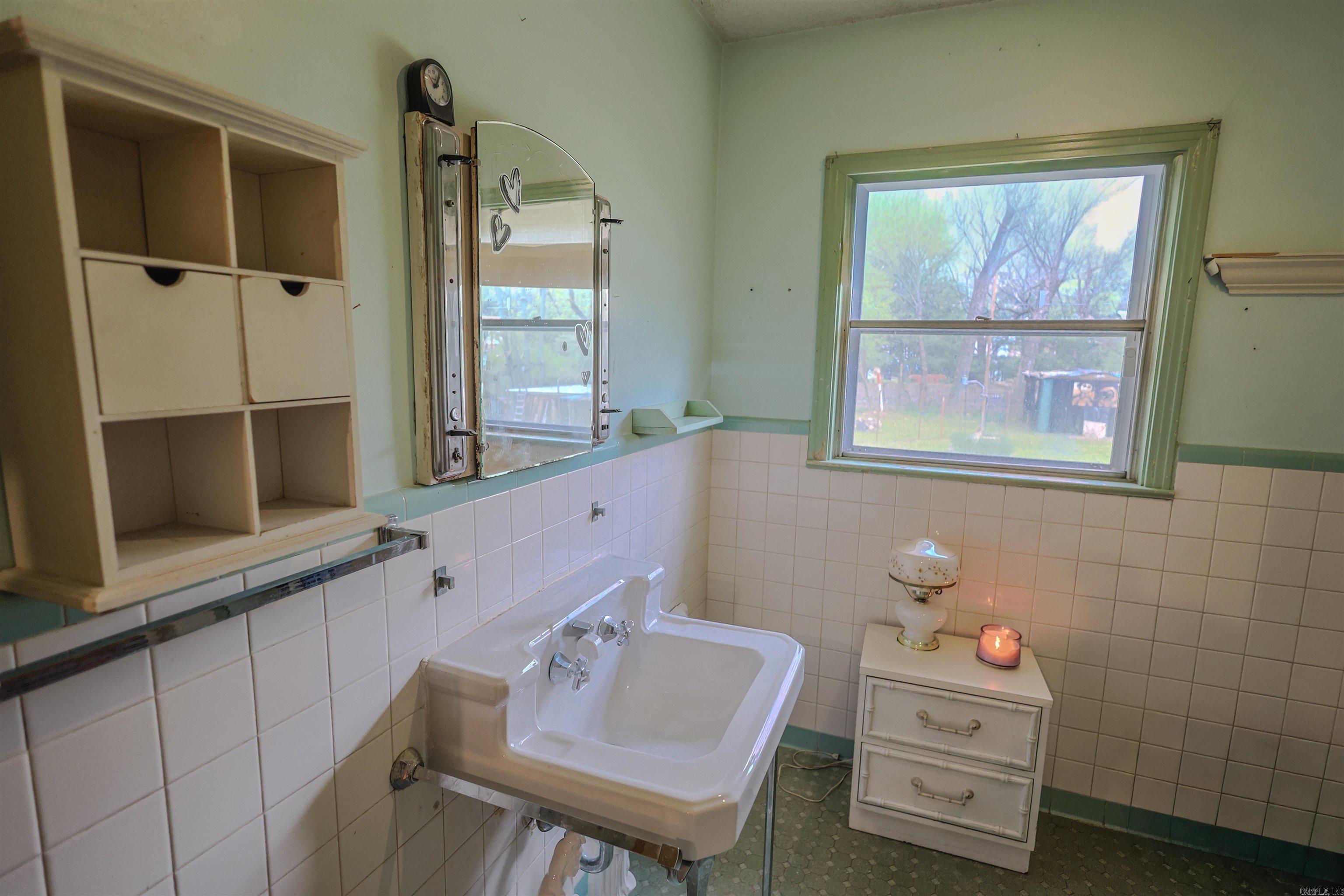 1008 W Grand  Hot Springs, AR