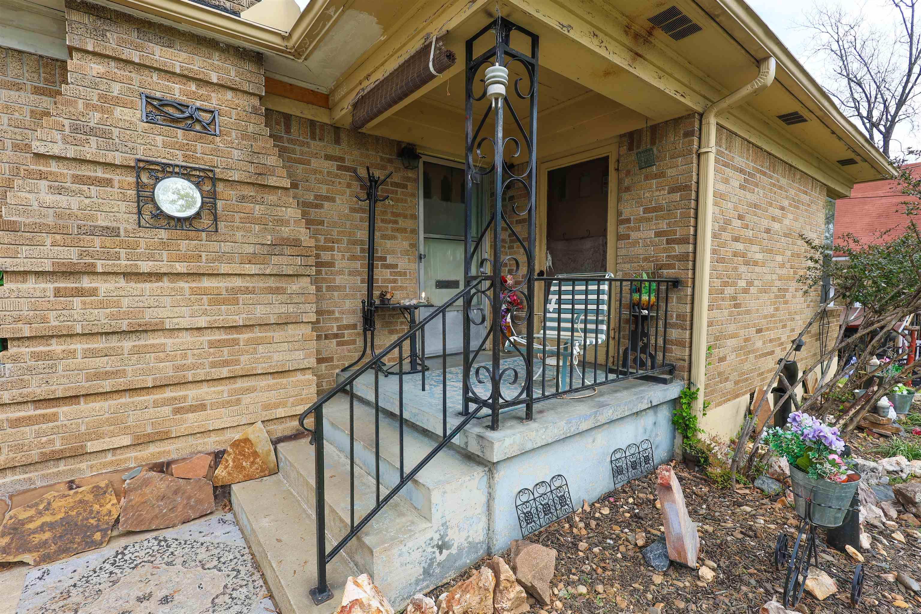 1008 W Grand  Hot Springs, AR