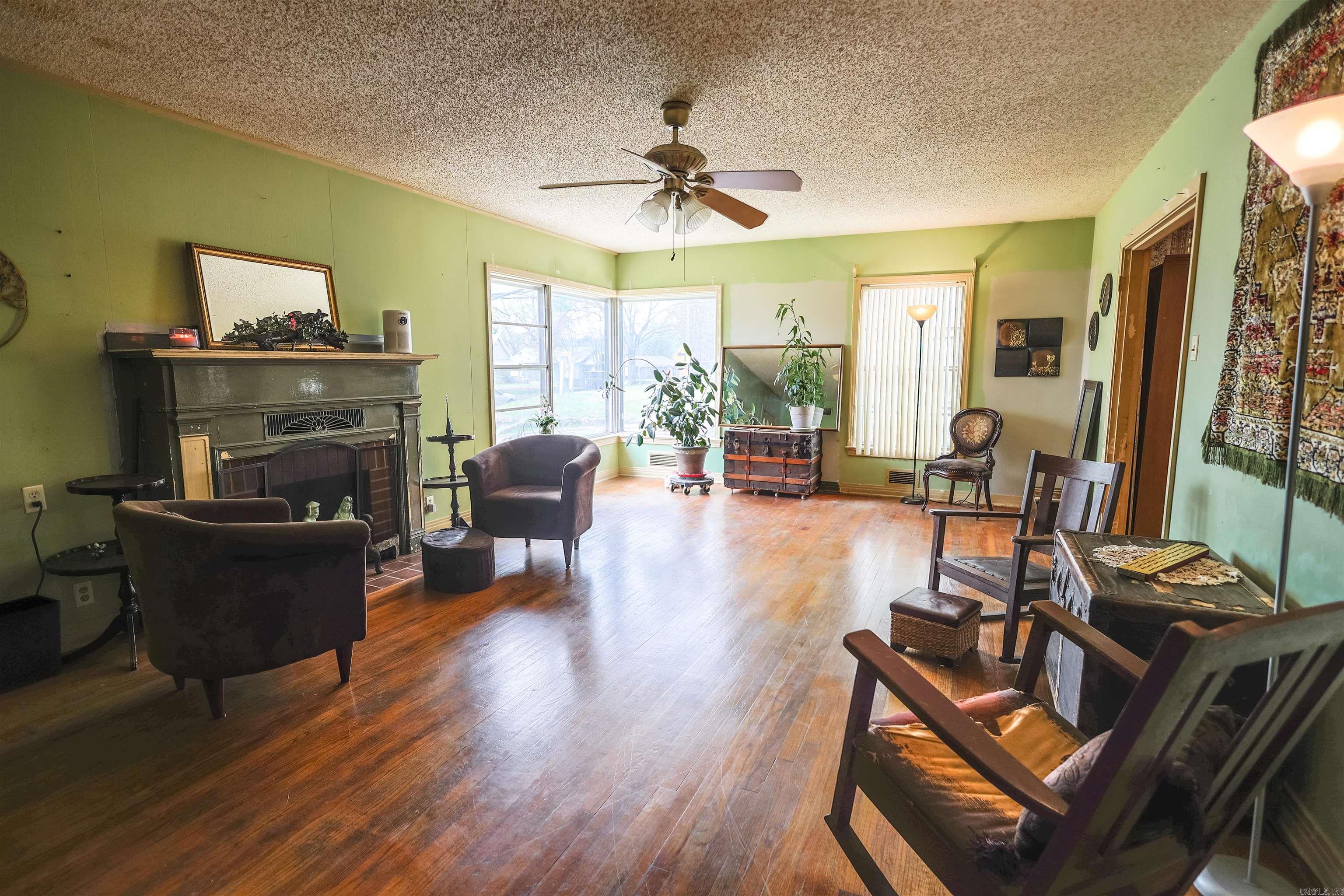 1008 W Grand  Hot Springs, AR