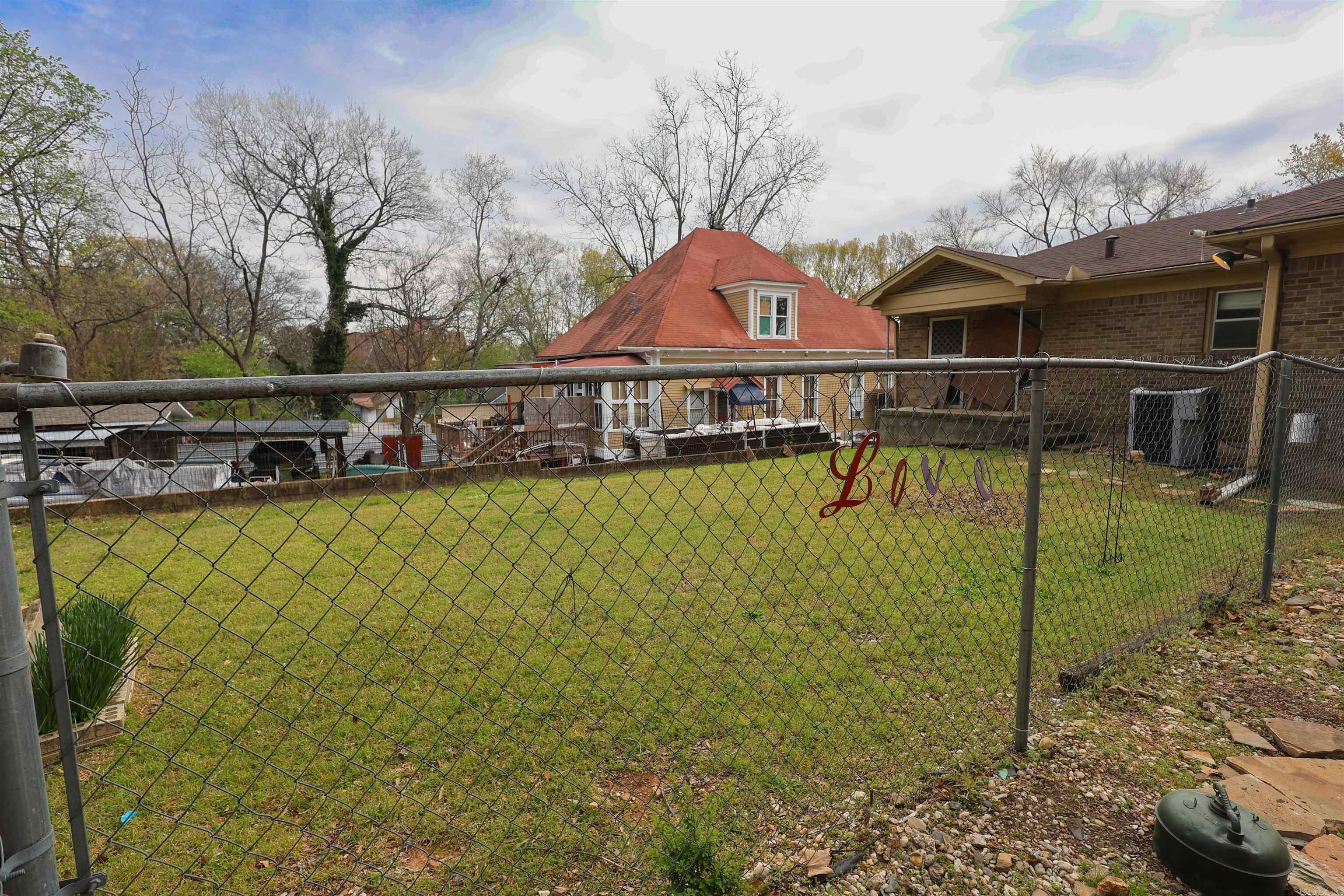 1008 W Grand  Hot Springs, AR