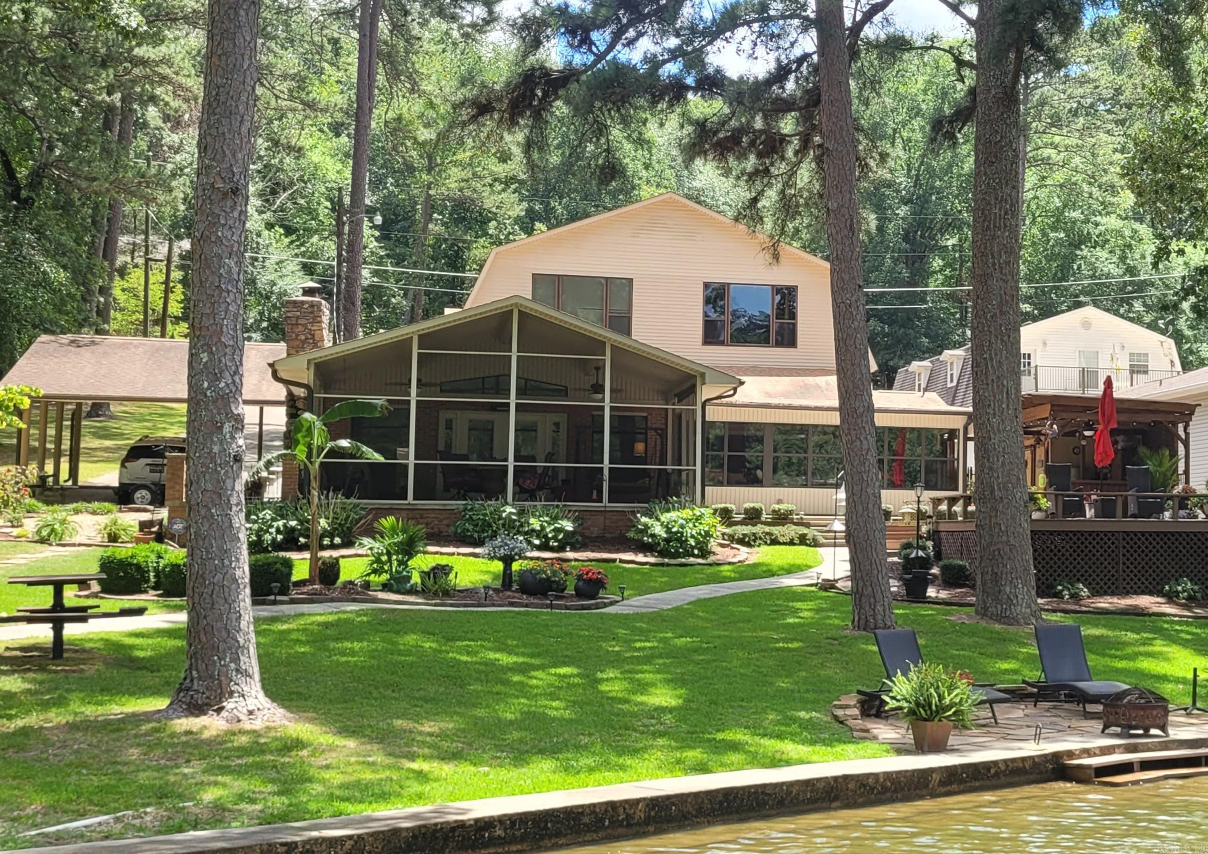 680 Arkridge  Hot Springs National Park, AR