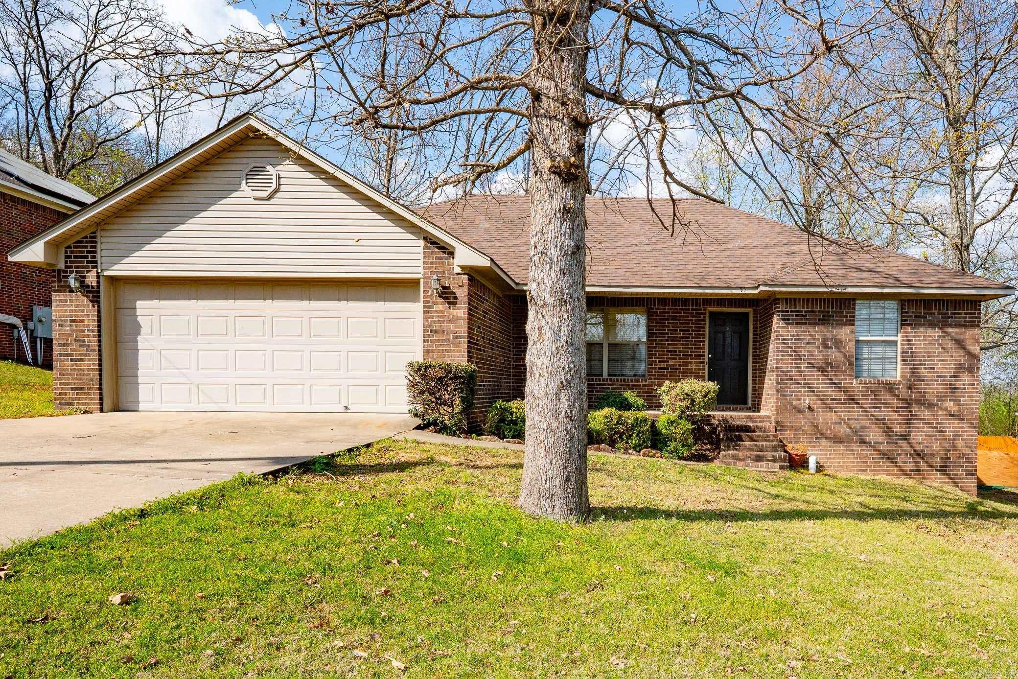 54 Louise  Greenbrier, AR