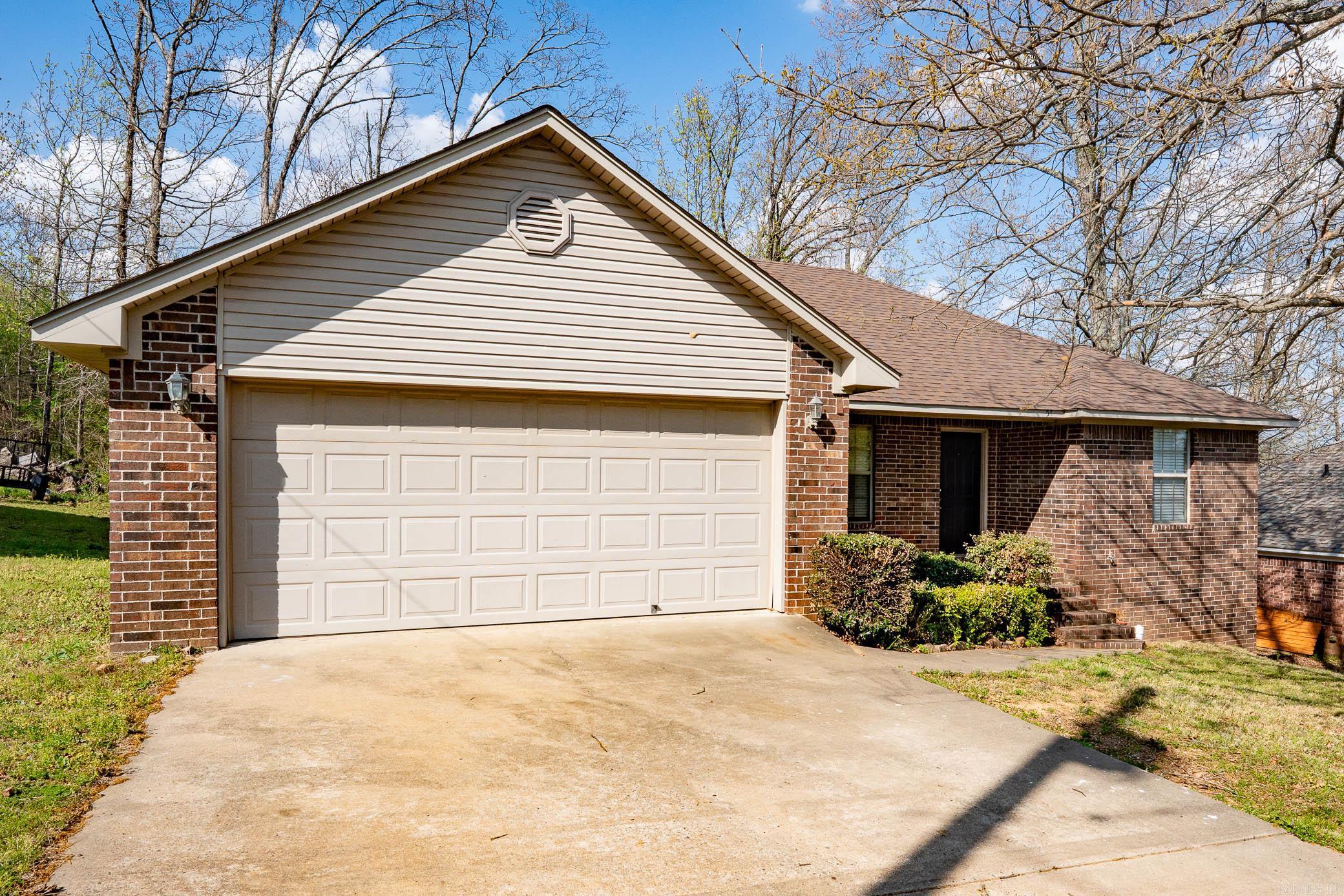 54 Louise  Greenbrier, AR