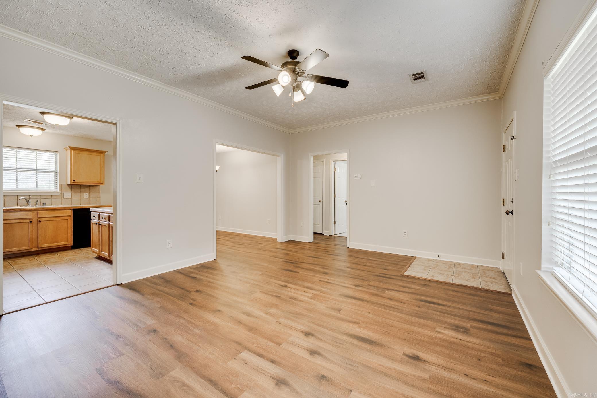 54 Louise  Greenbrier, AR