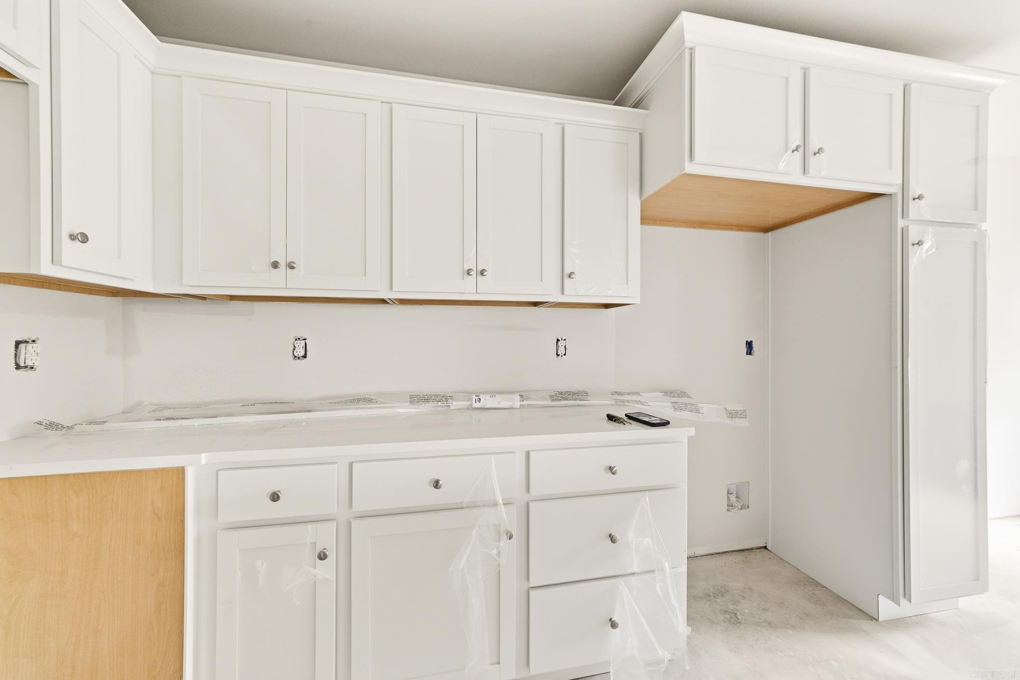 101 LLOYD HENDERSON  Beebe, AR