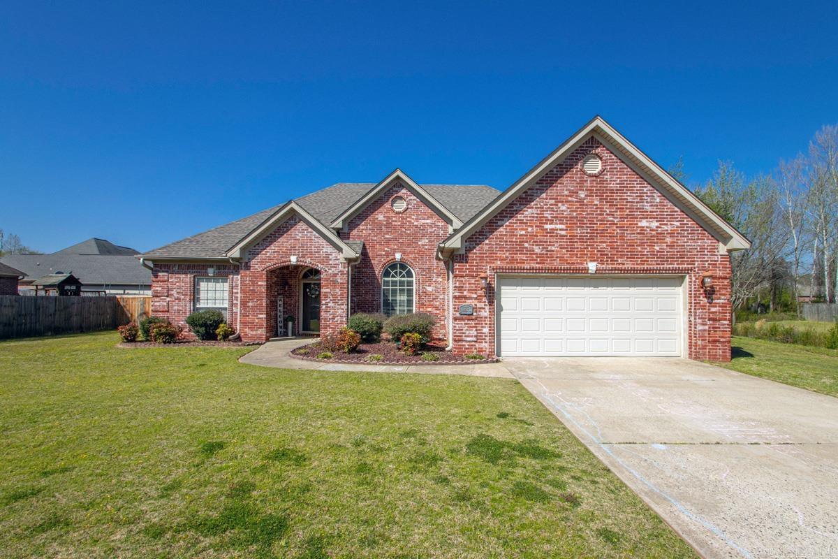 3273 Clover Hill  Benton, AR