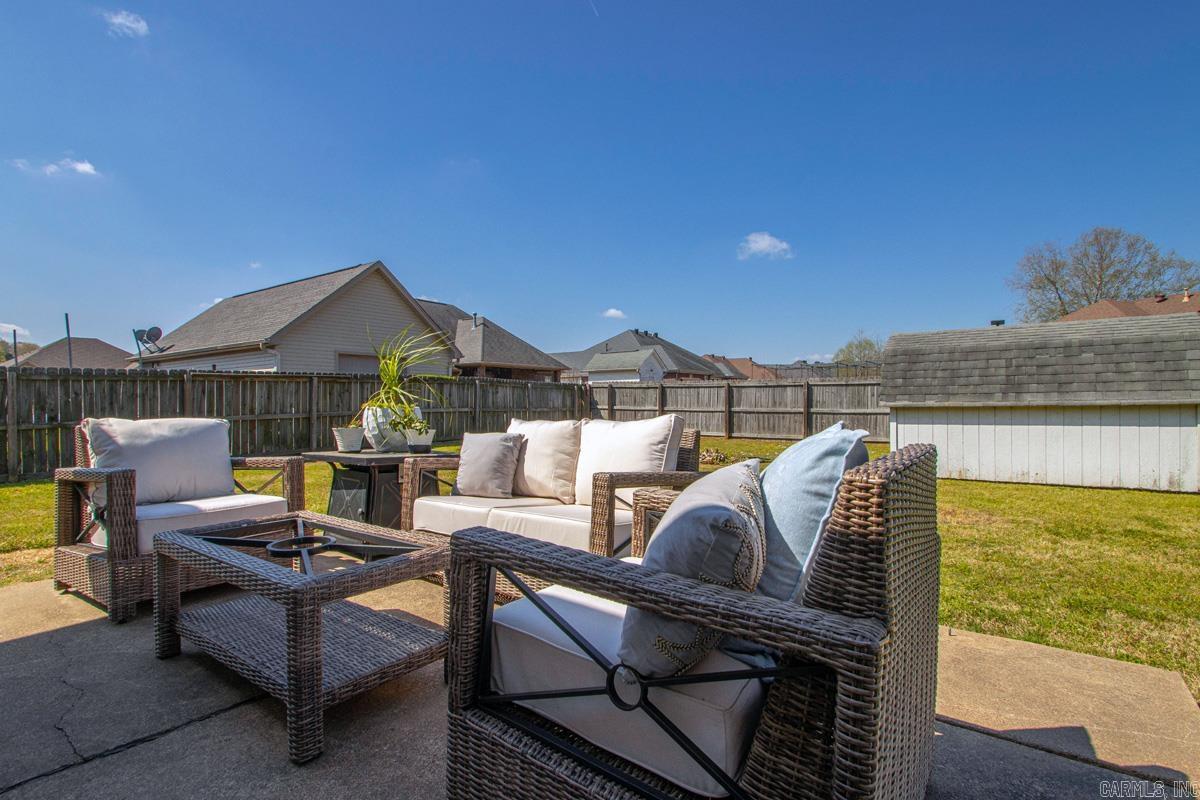 3273 Clover Hill  Benton, AR