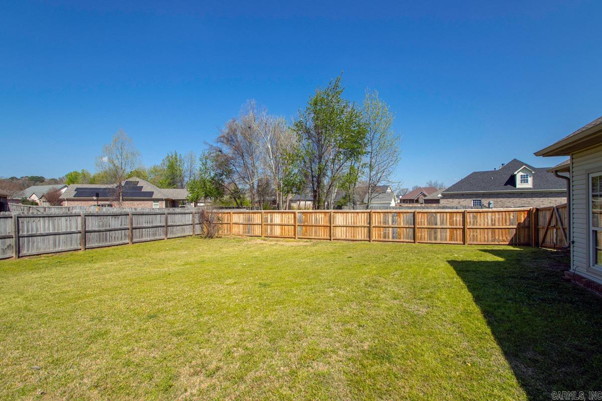 3273 Clover Hill  Benton, AR