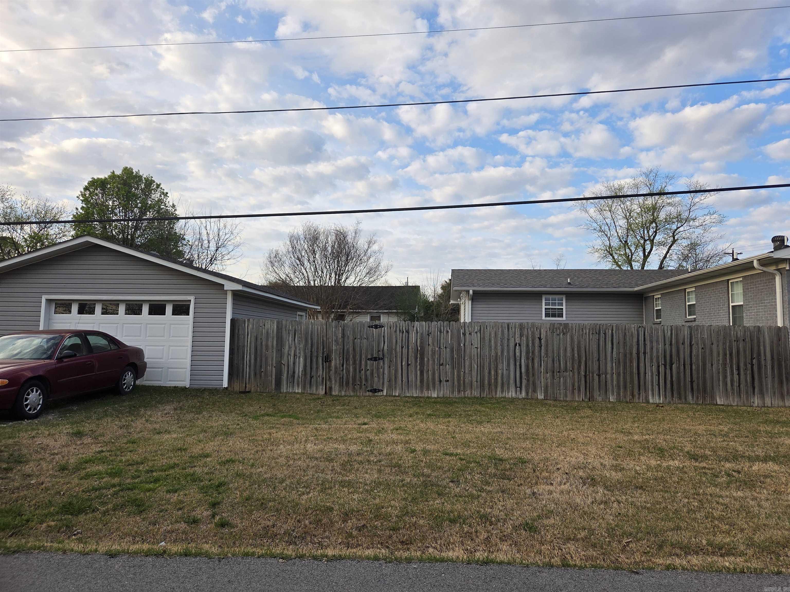 406 S. Rockingchair Rd.  Paragould, AR