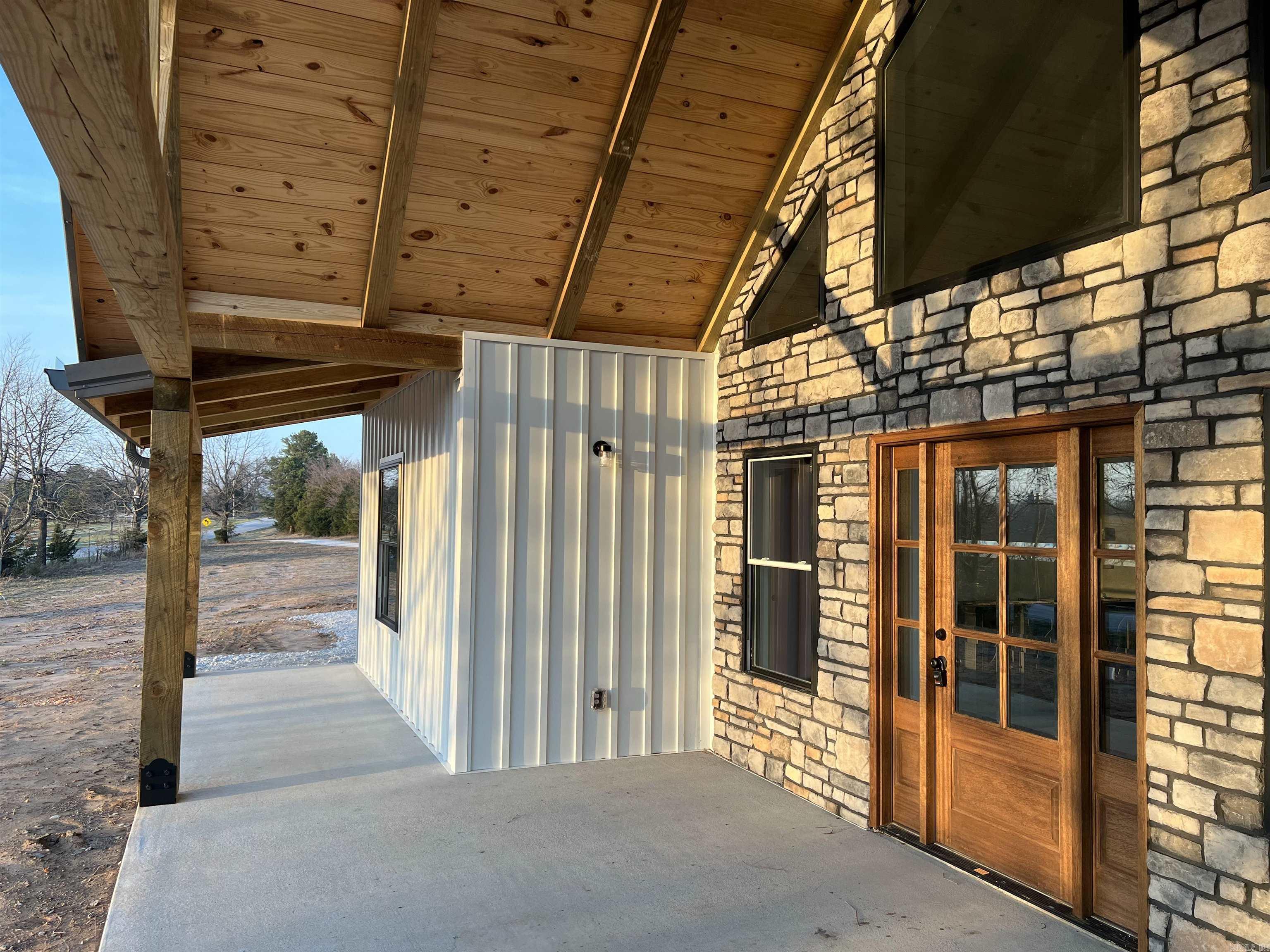 9583 S Highway 43  Harrison, AR