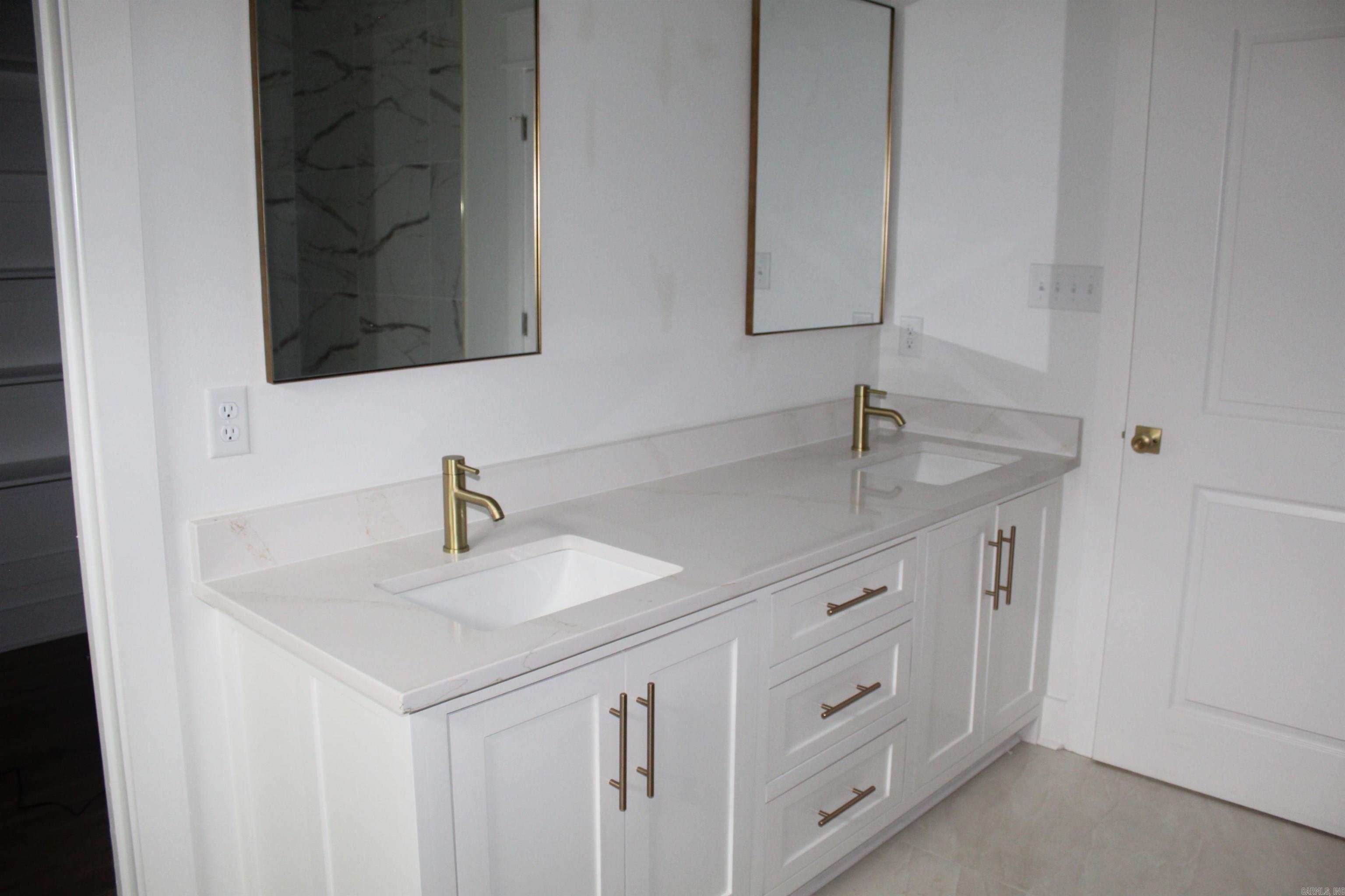 1008 Sussix Loop Sherwood, AR 72120