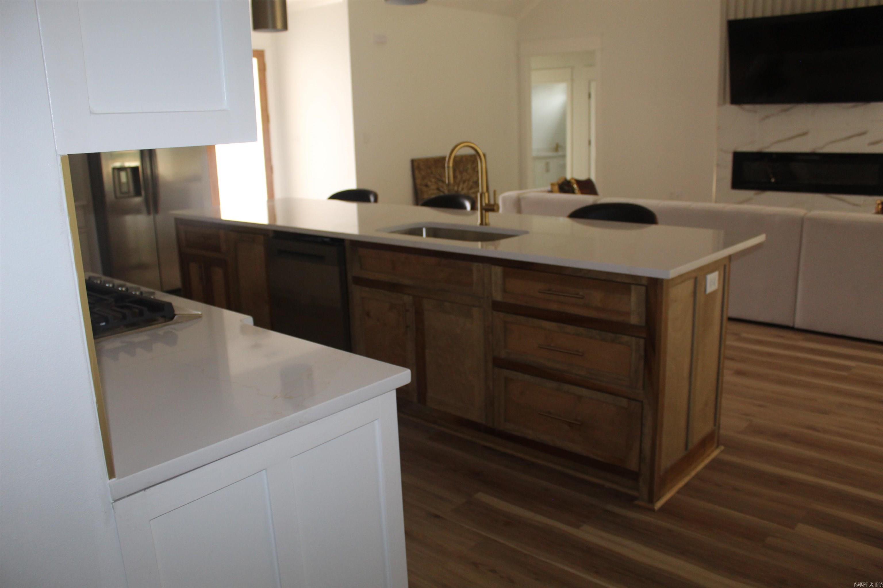 1008 Sussix Loop Sherwood, AR 72120