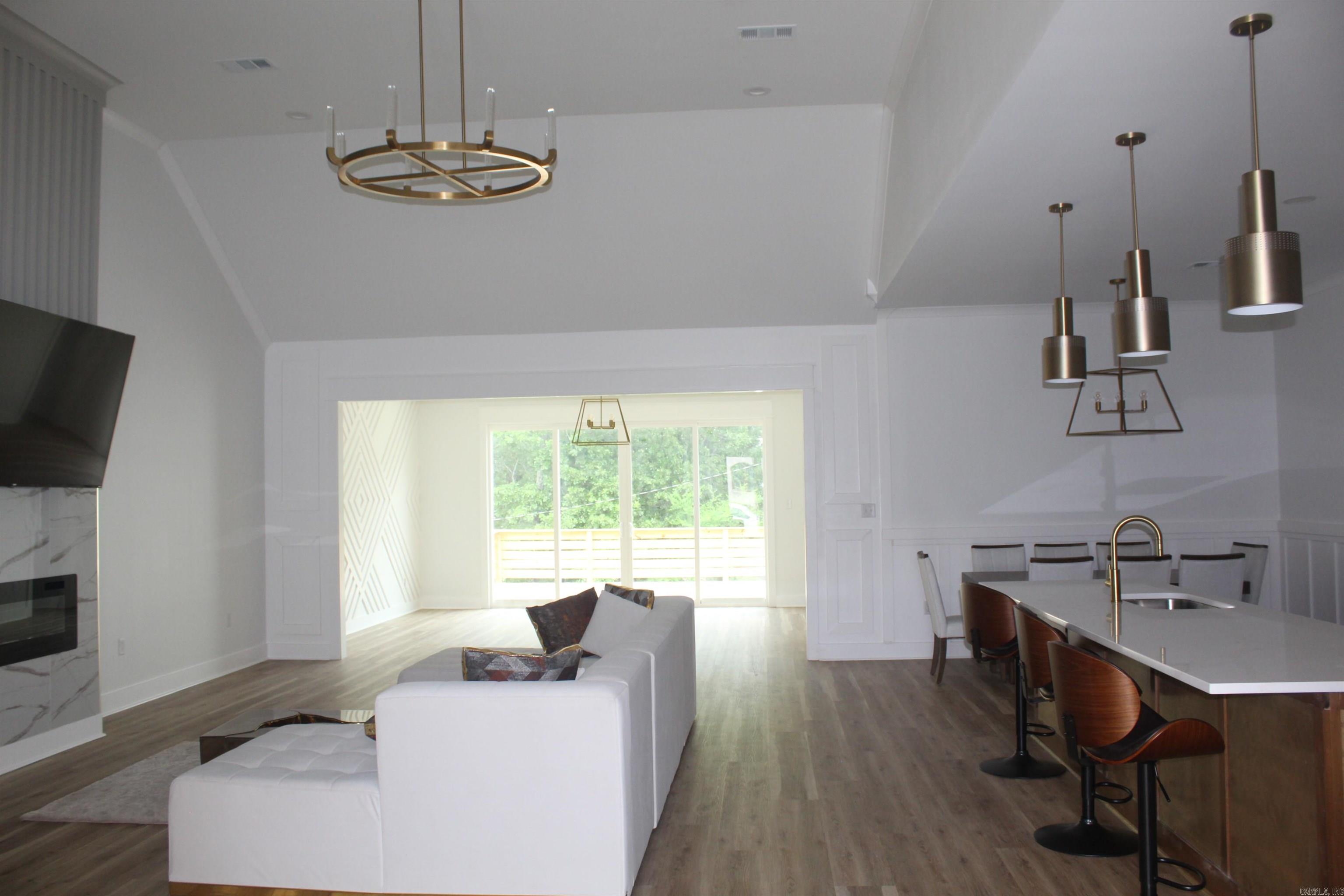 1008 Sussix Loop Sherwood, AR 72120