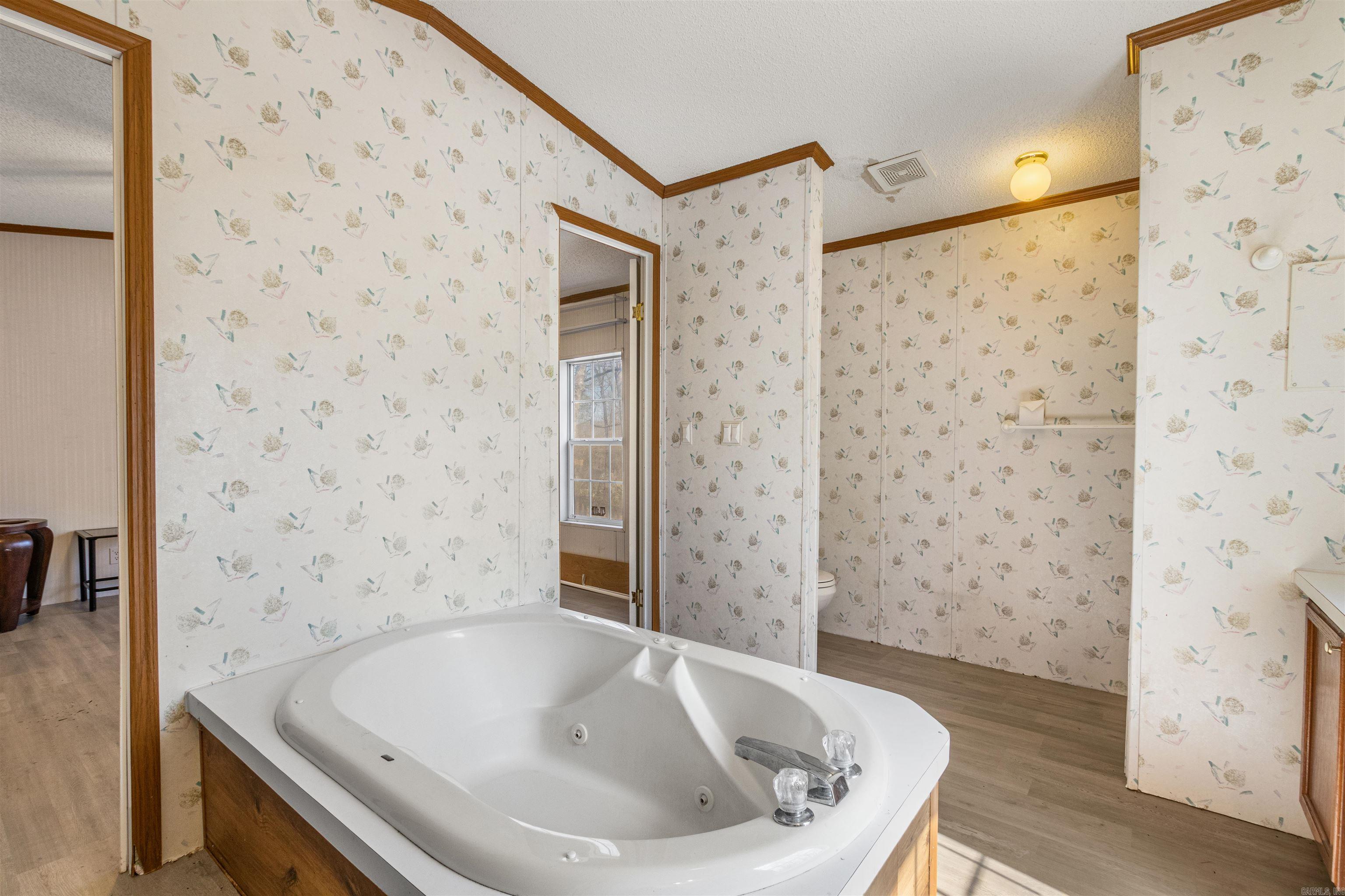 2111 Backbone  Cabot, AR