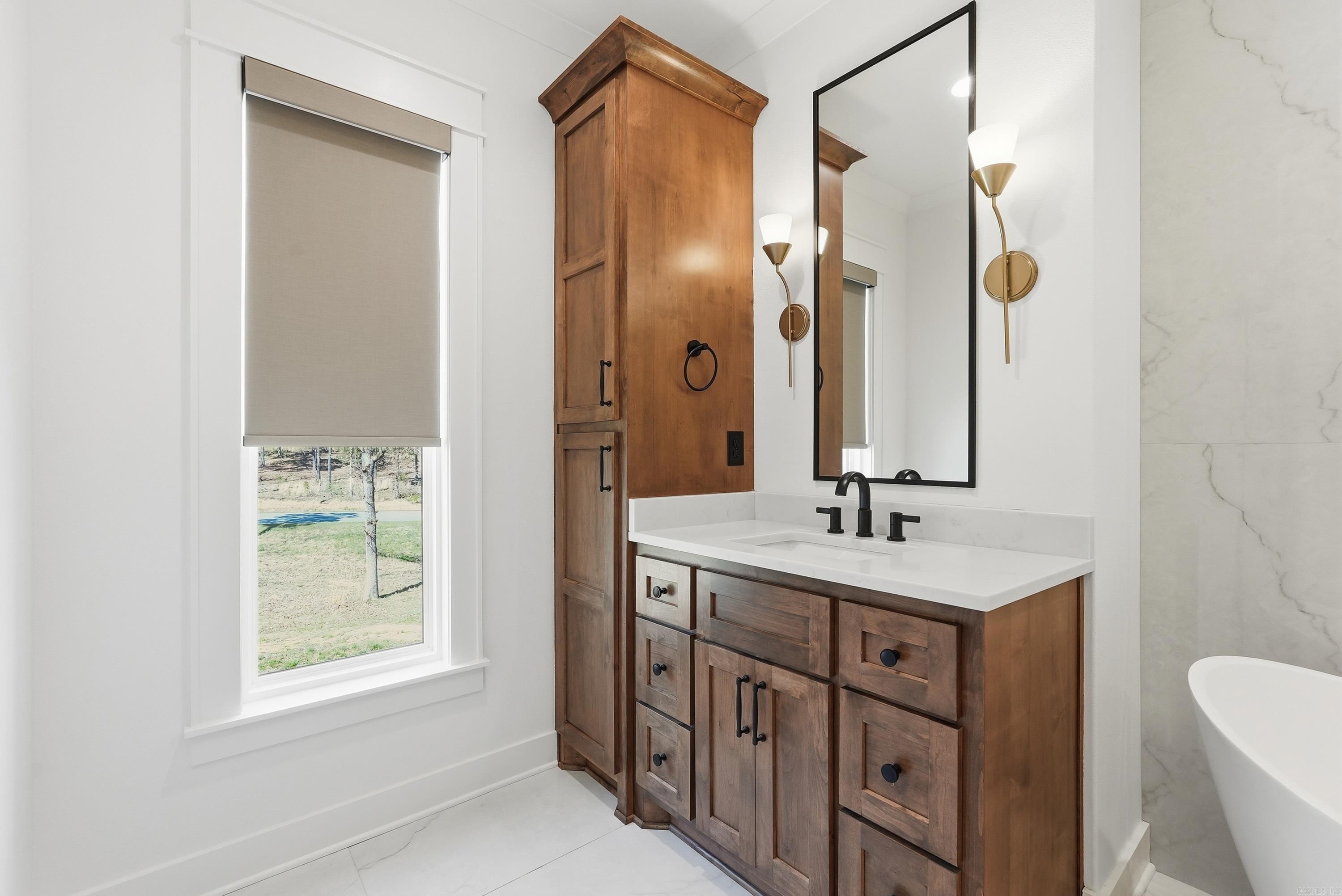 2940 Orchard View  Conway, AR