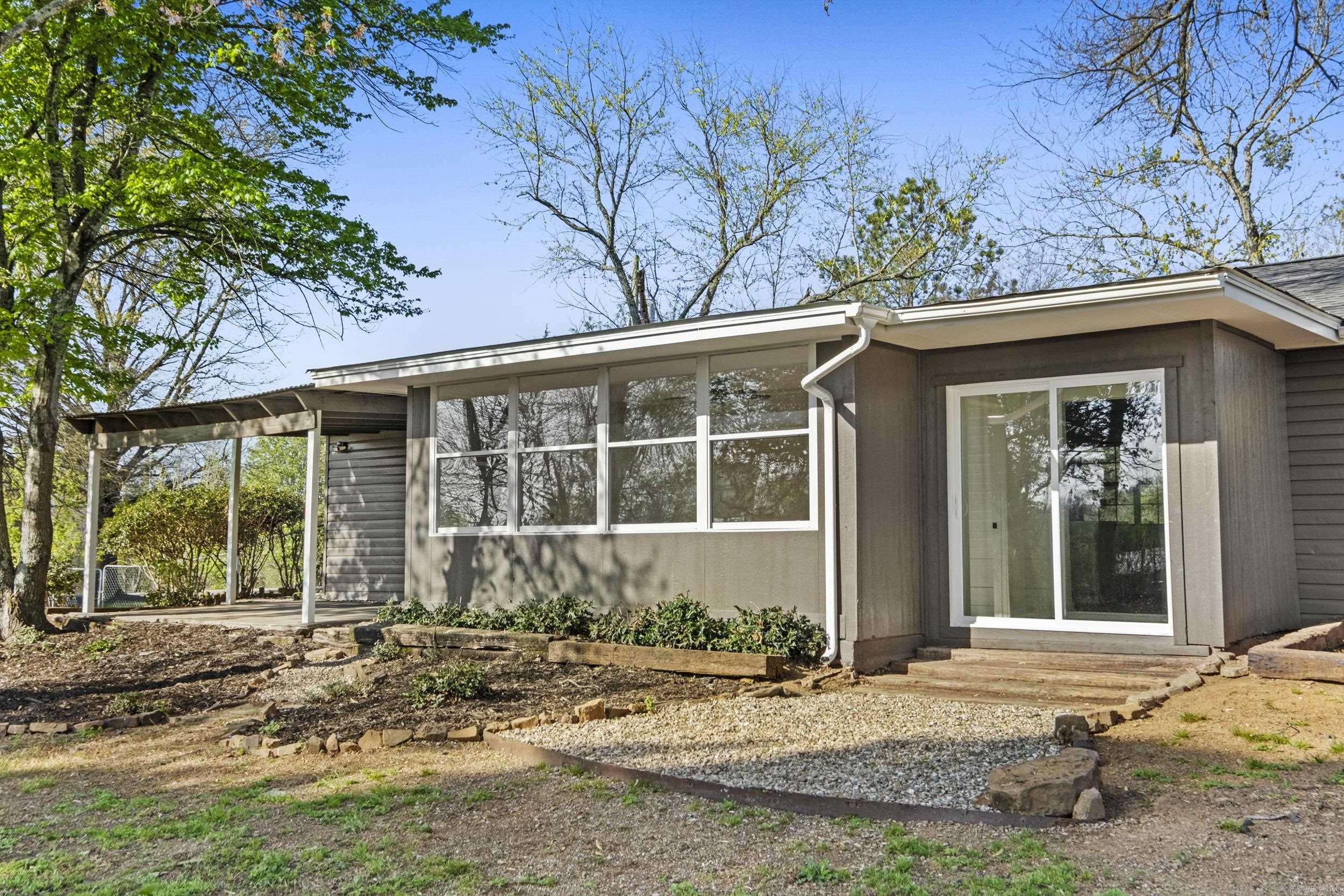 5 Kirby  Greenbrier, AR