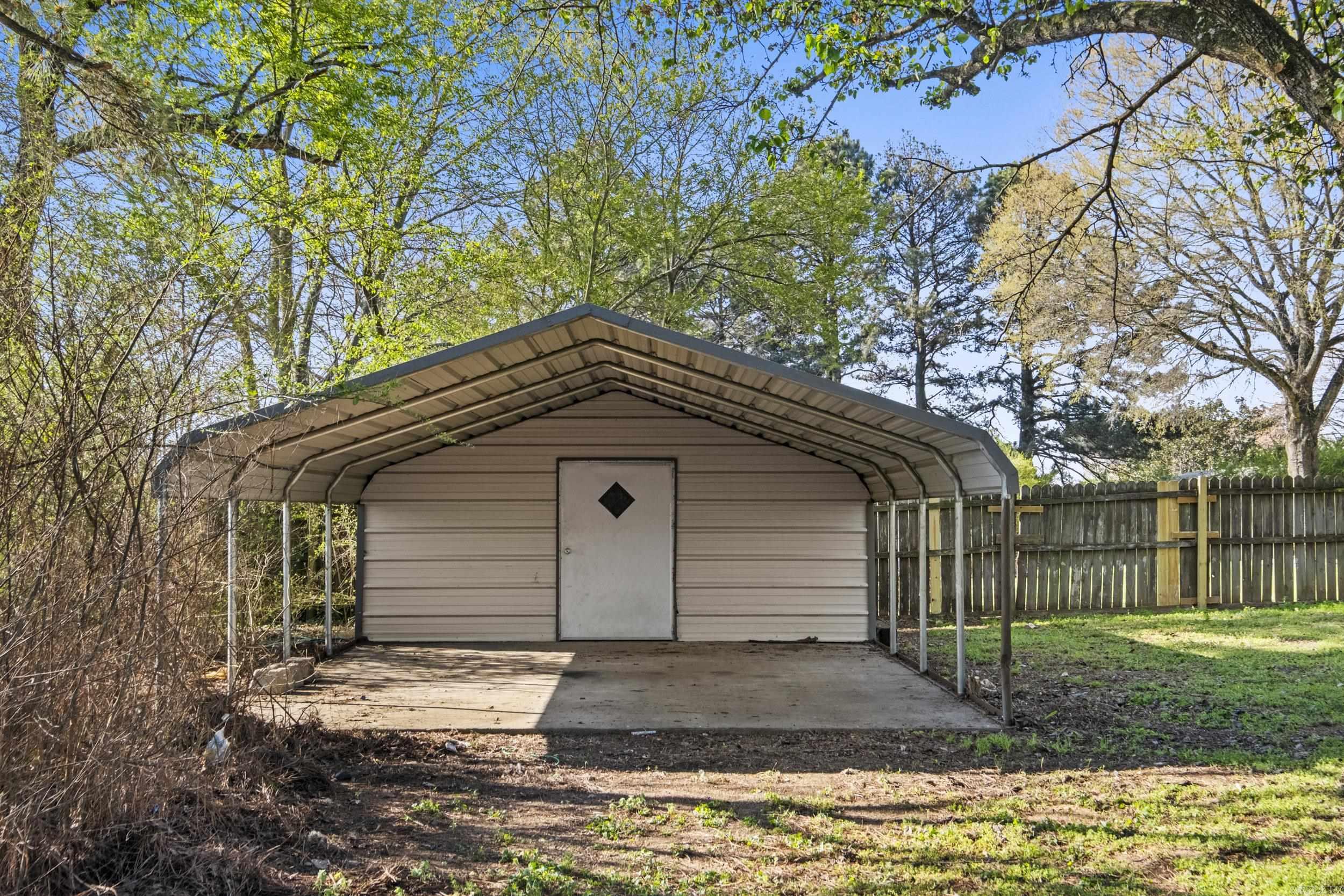 5 Kirby  Greenbrier, AR