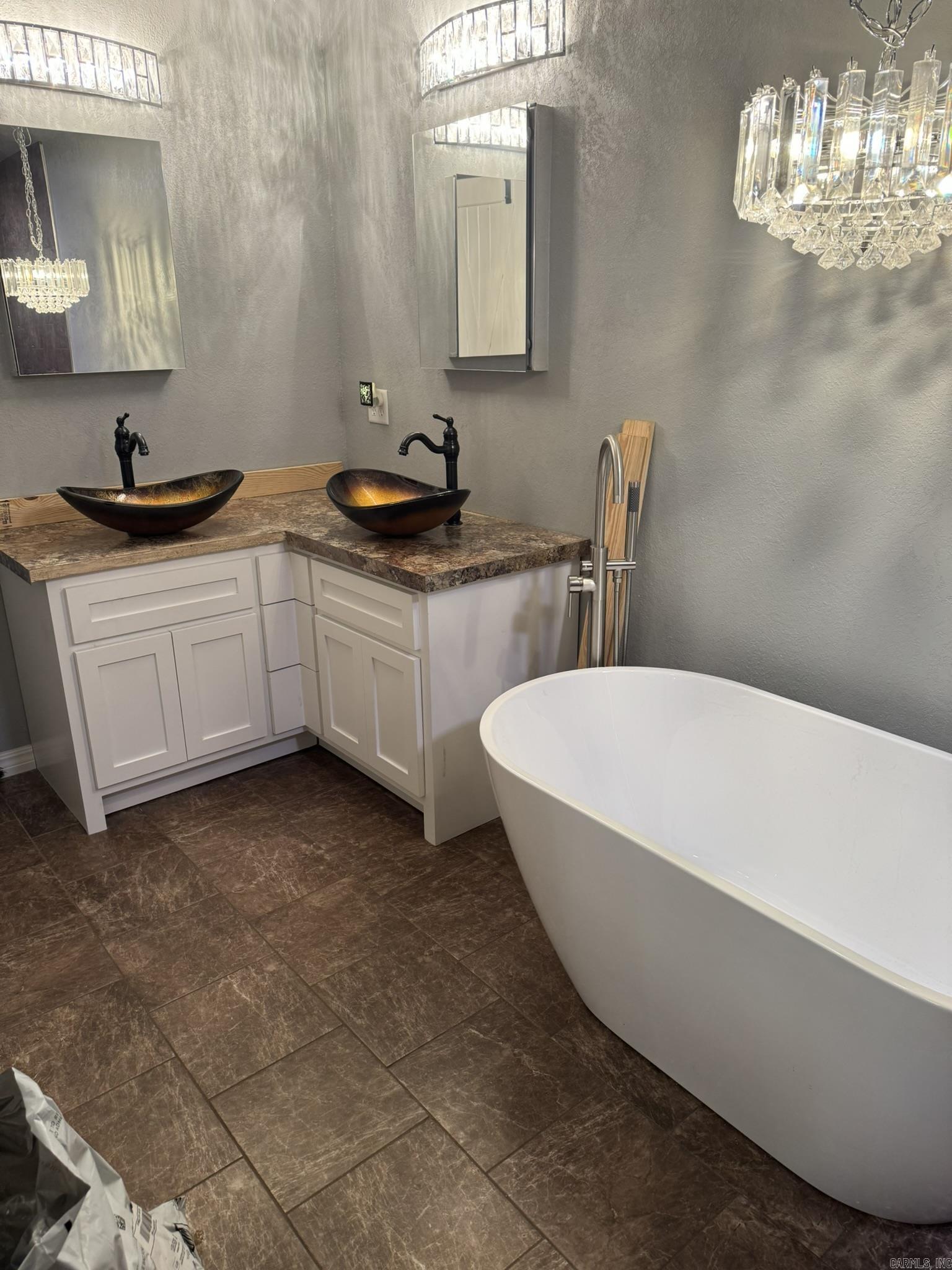 121 Neva Lane  Pine Ridge, AR