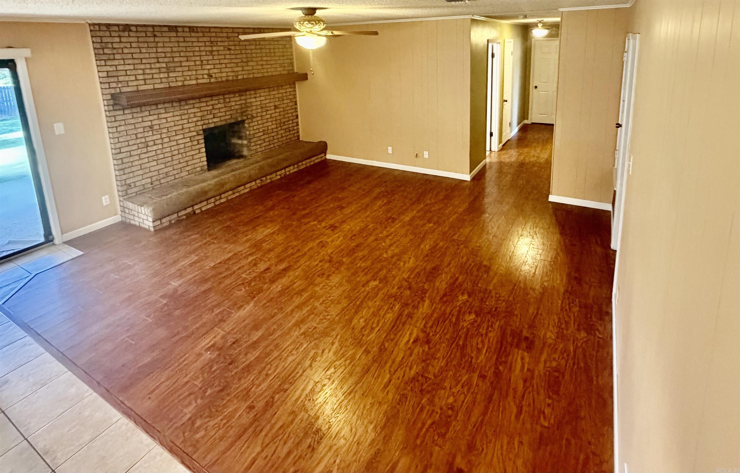 1354 Camellia  Camden, AR