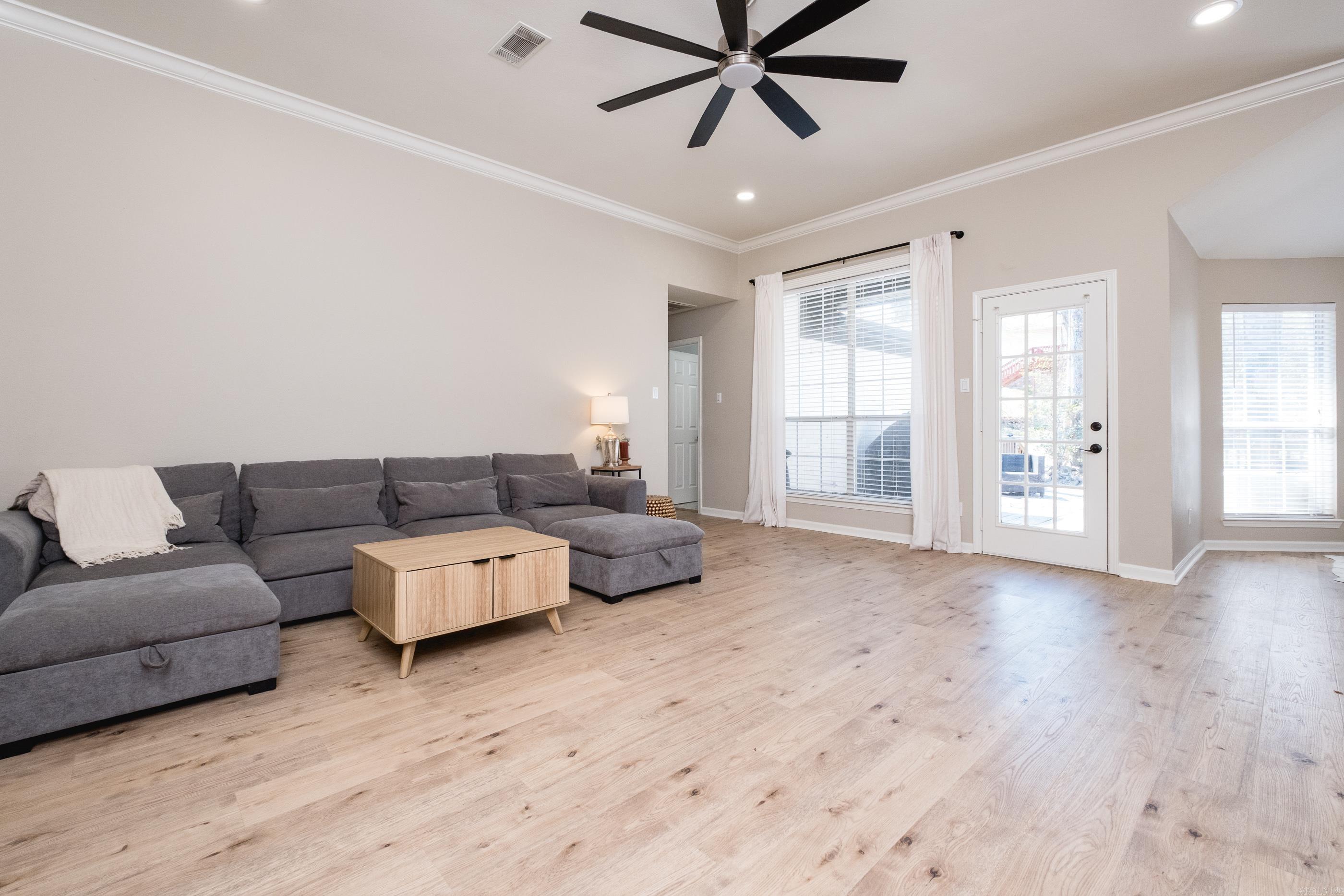 2 Green Oaks Cove  Maumelle, AR