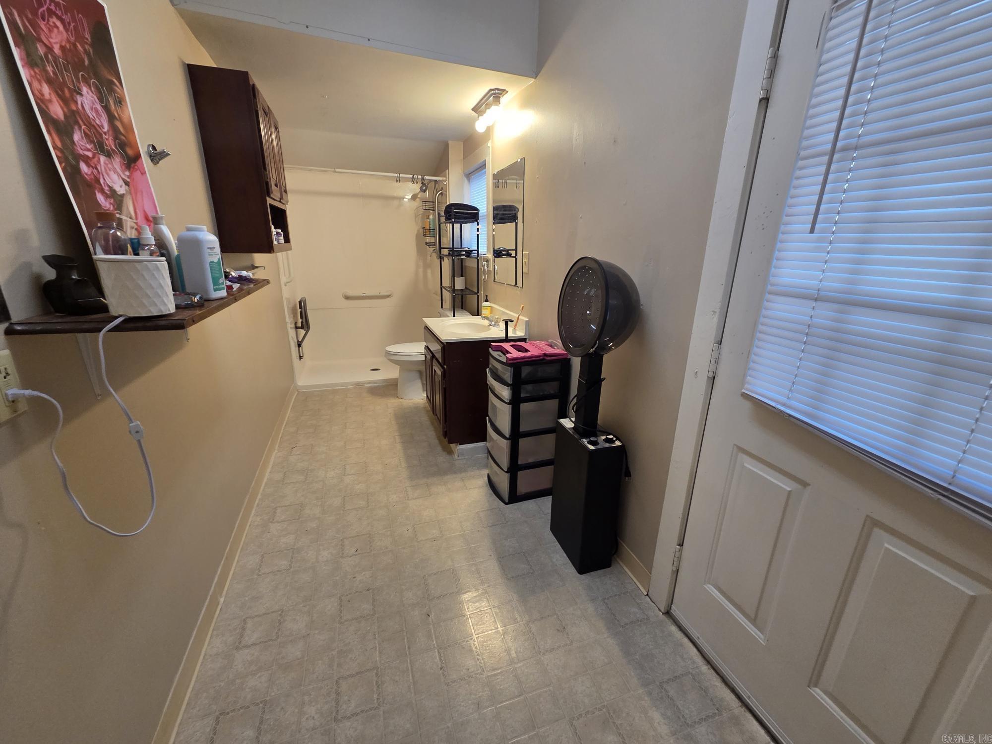 407 E Market  Searcy, AR