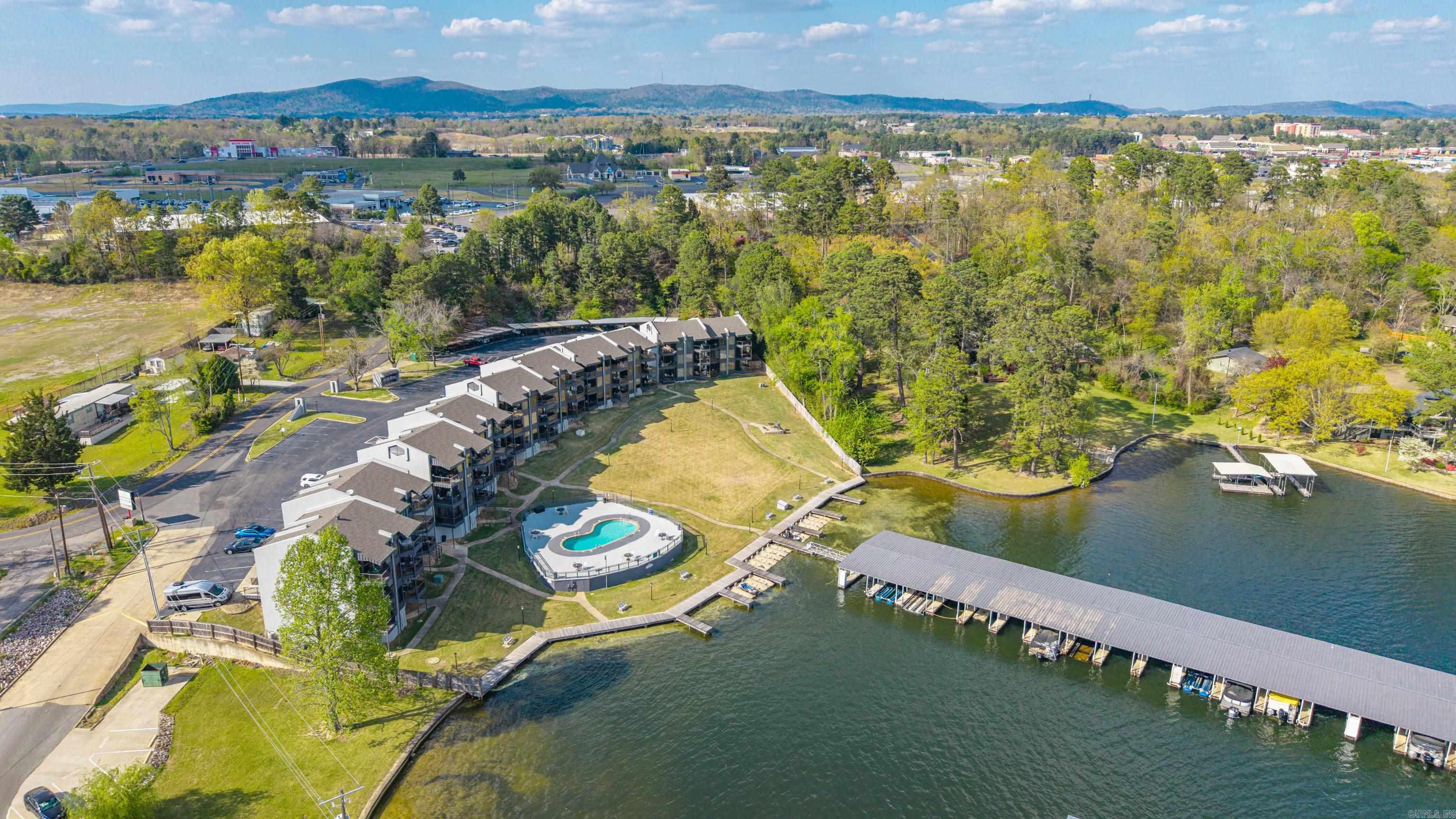 270 Lake Hamilton  Hot Springs, AR