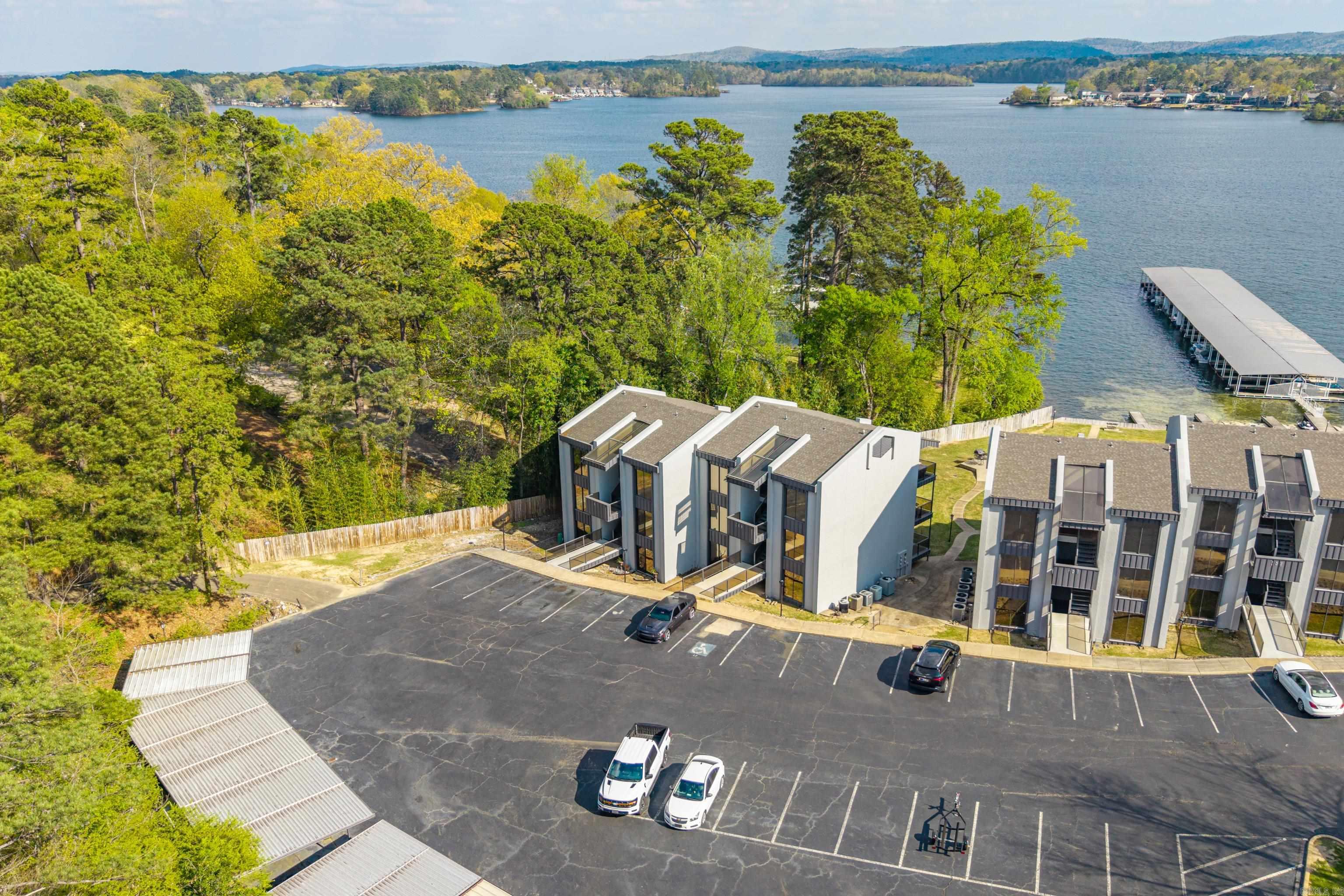 270 Lake Hamilton  Hot Springs, AR