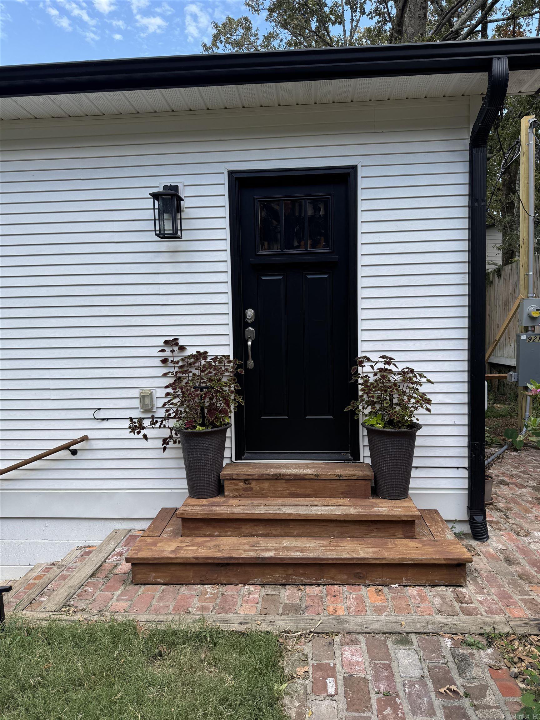 921 Midland  Little Rock, AR