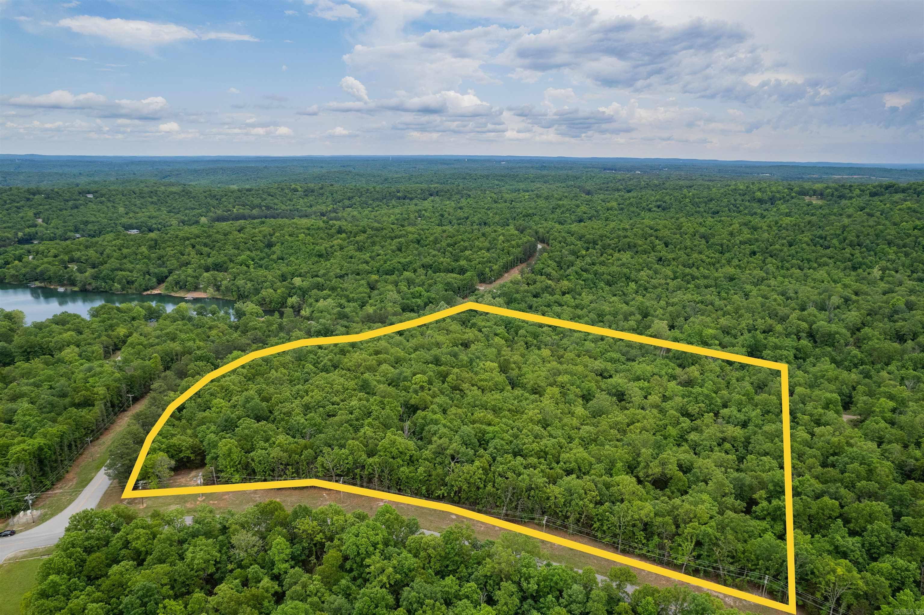 1730 Onaga  Hardy, AR