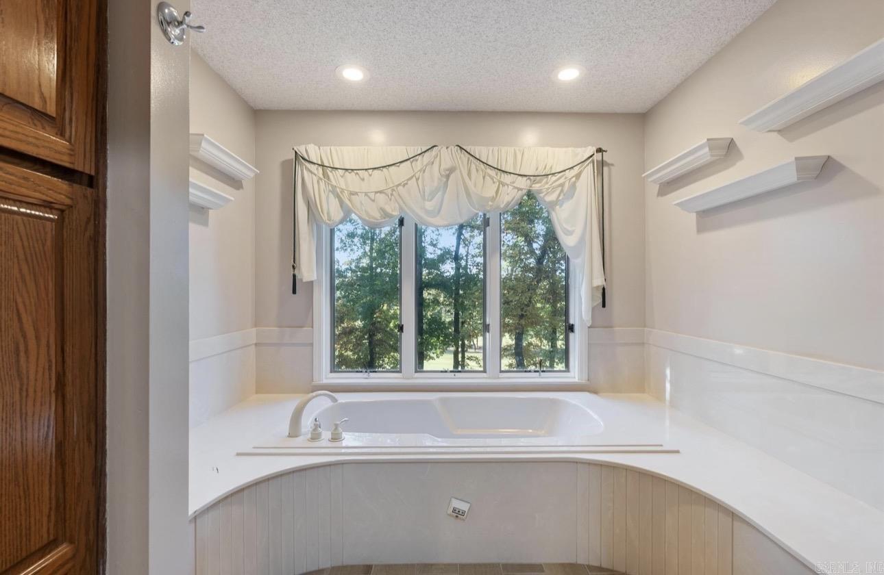 20 Charca Way  Hot Springs Village, AR