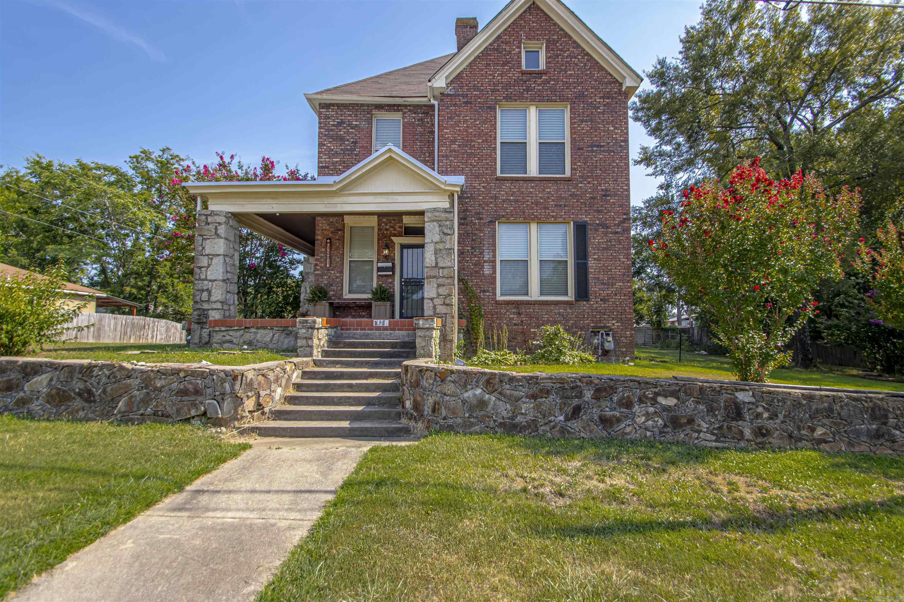 1201 W 35th  Little Rock, AR