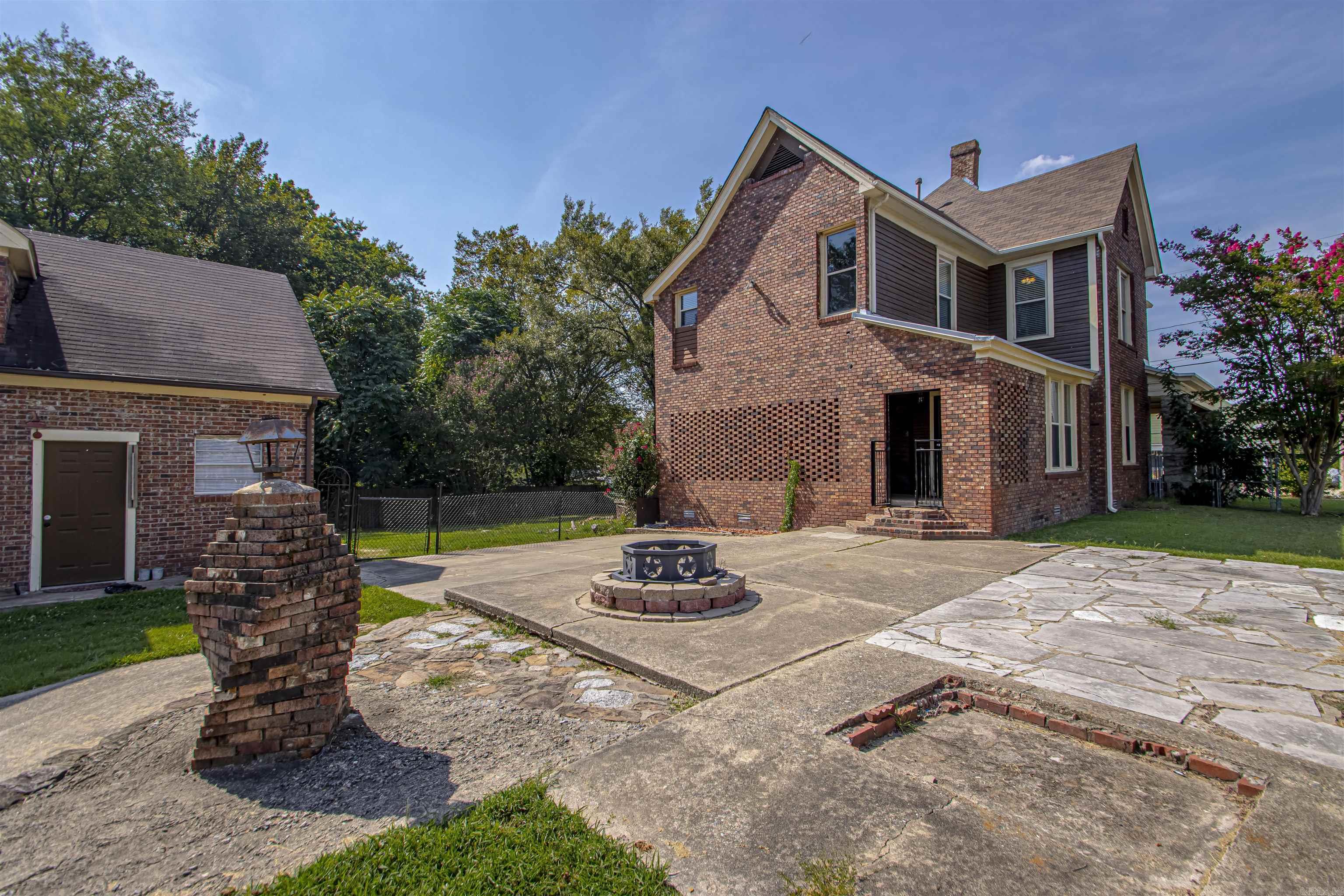 1201 W 35th  Little Rock, AR