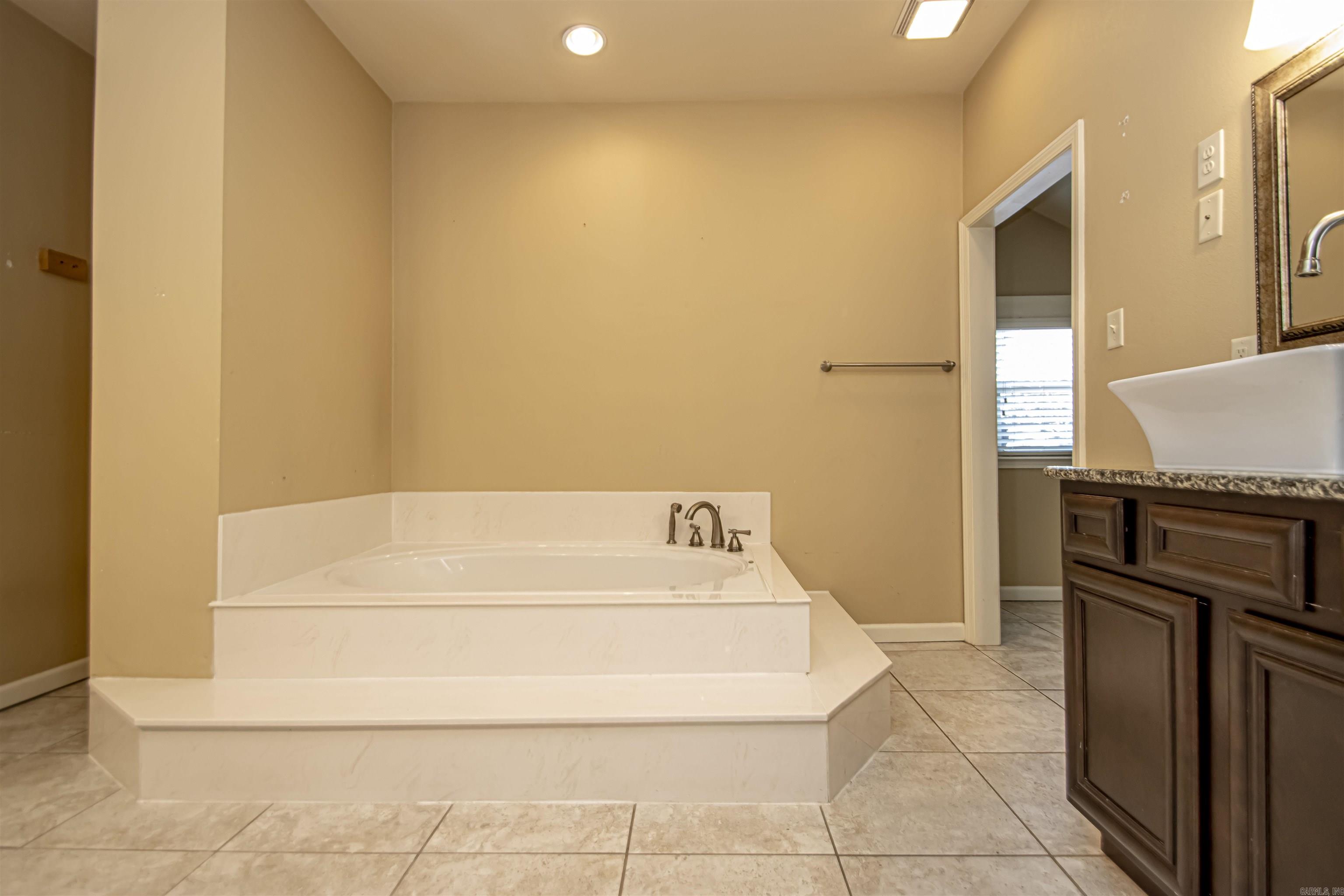 1201 W 35th  Little Rock, AR