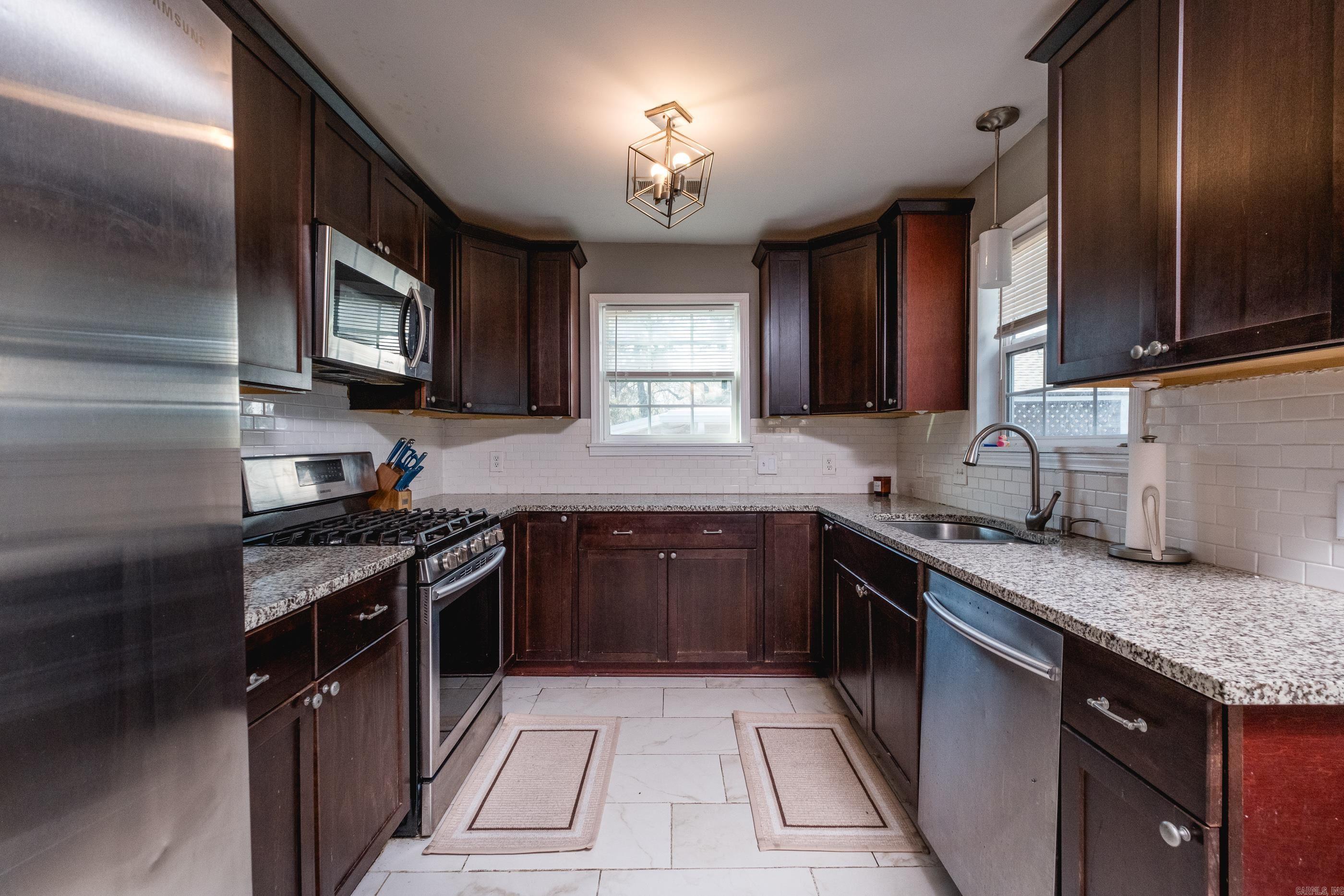 5518 N Locust  North Little Rock, AR