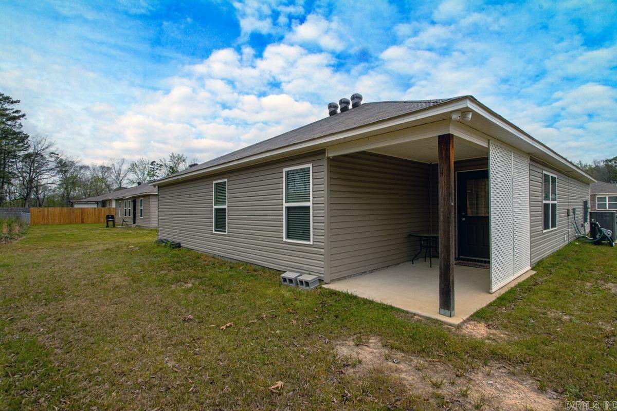 1961 Auburn Hills  Benton, AR