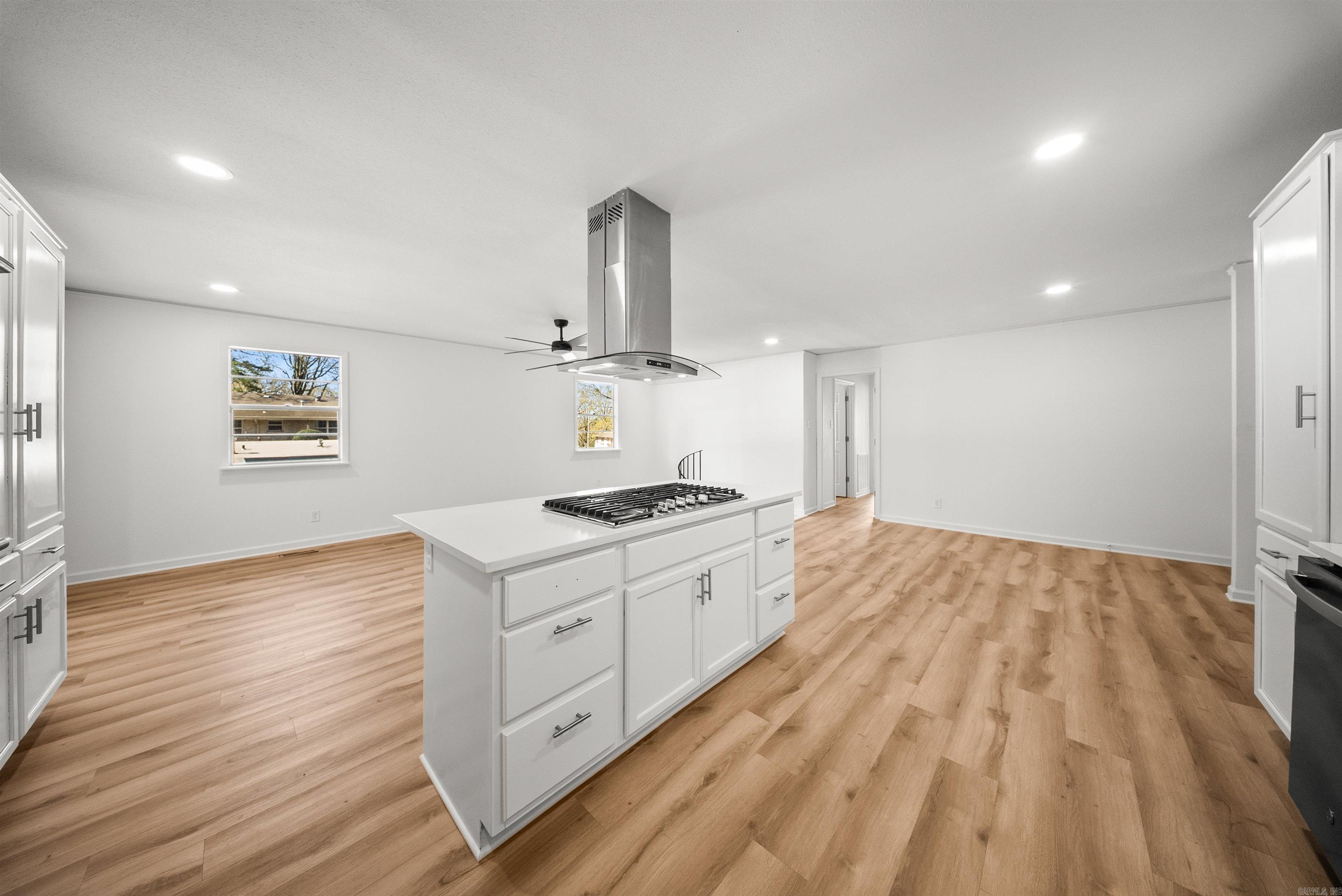 2215 Biscayne  Little Rock, AR