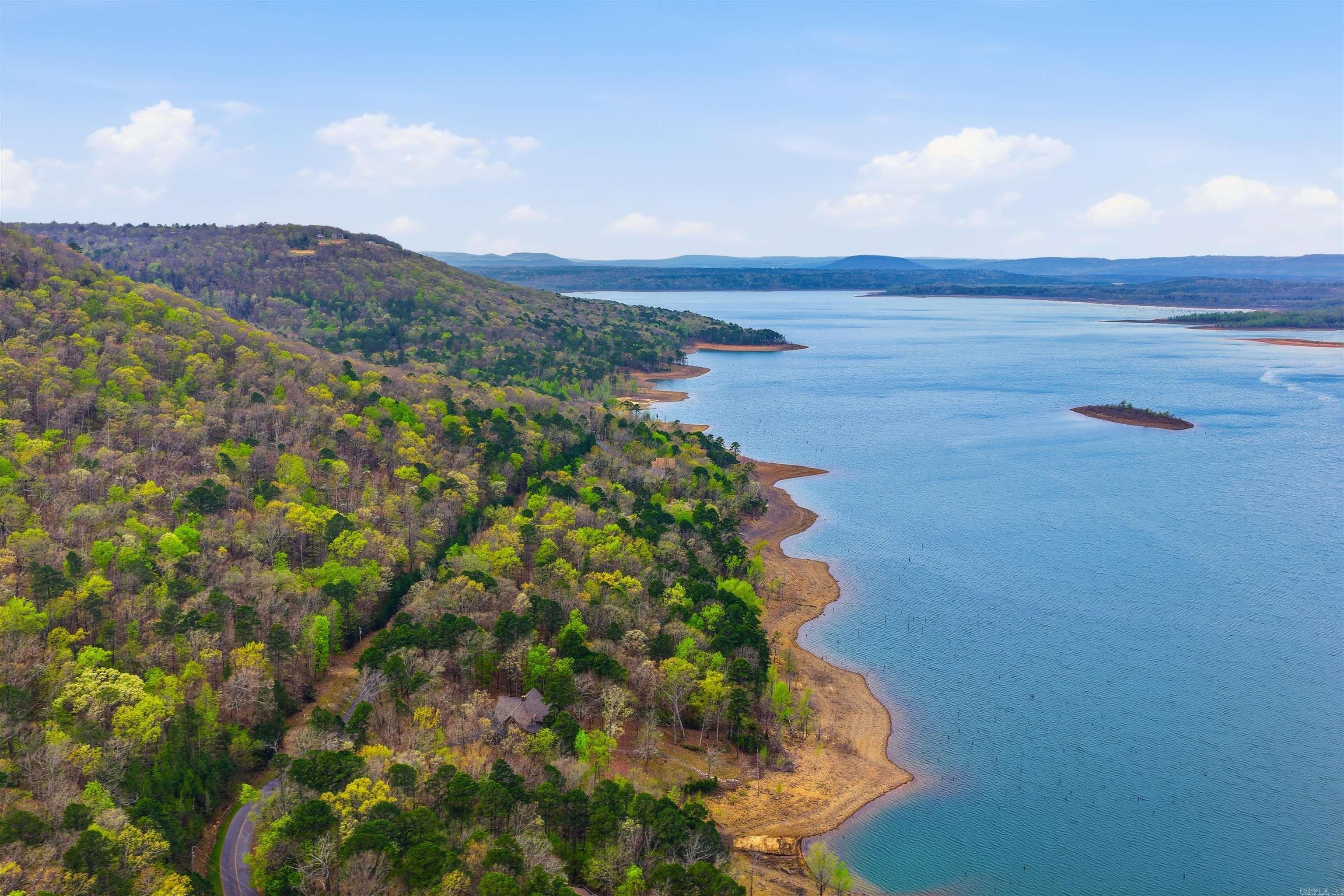 120 Lakefront  Quitman, AR