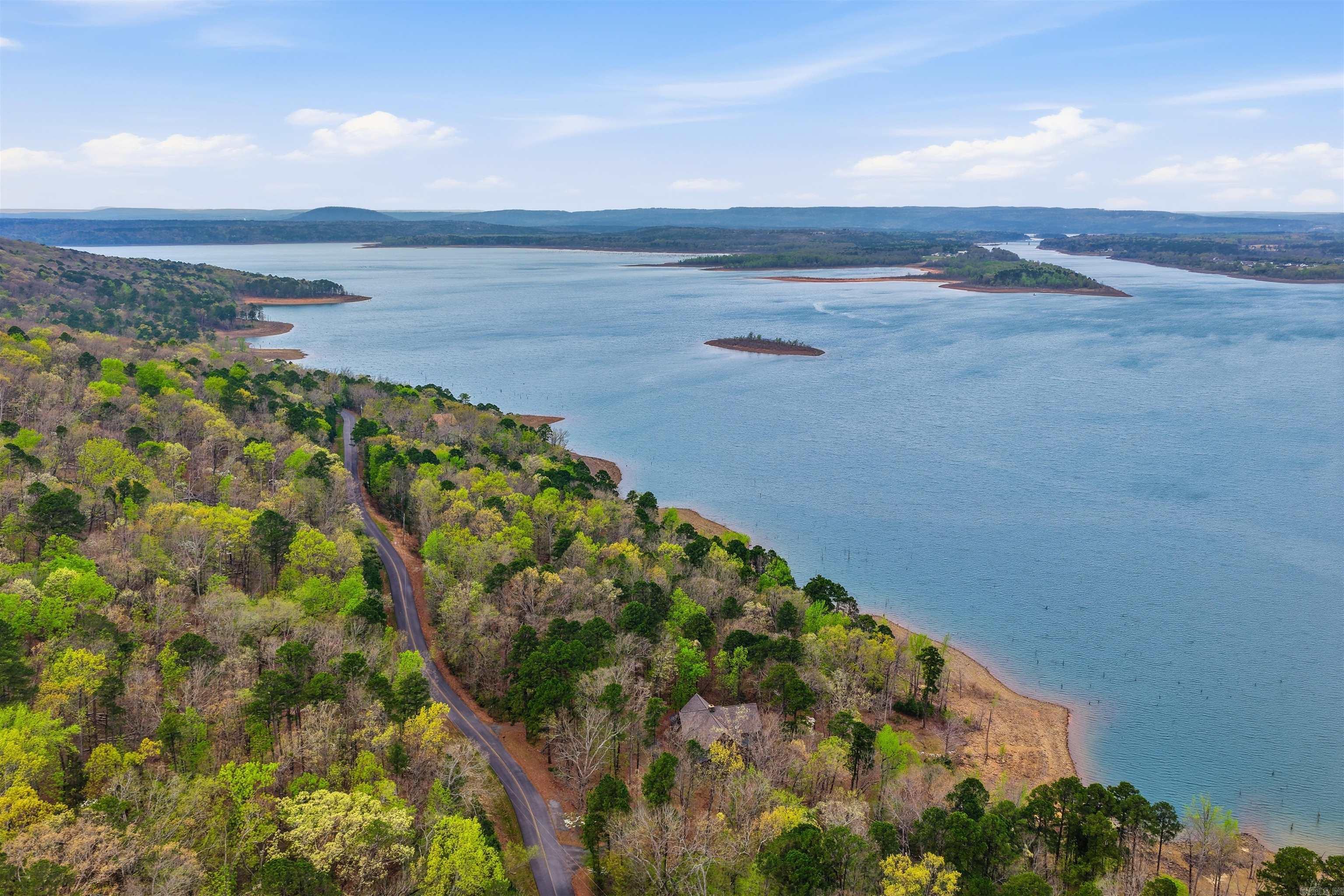 120 Lakefront  Quitman, AR