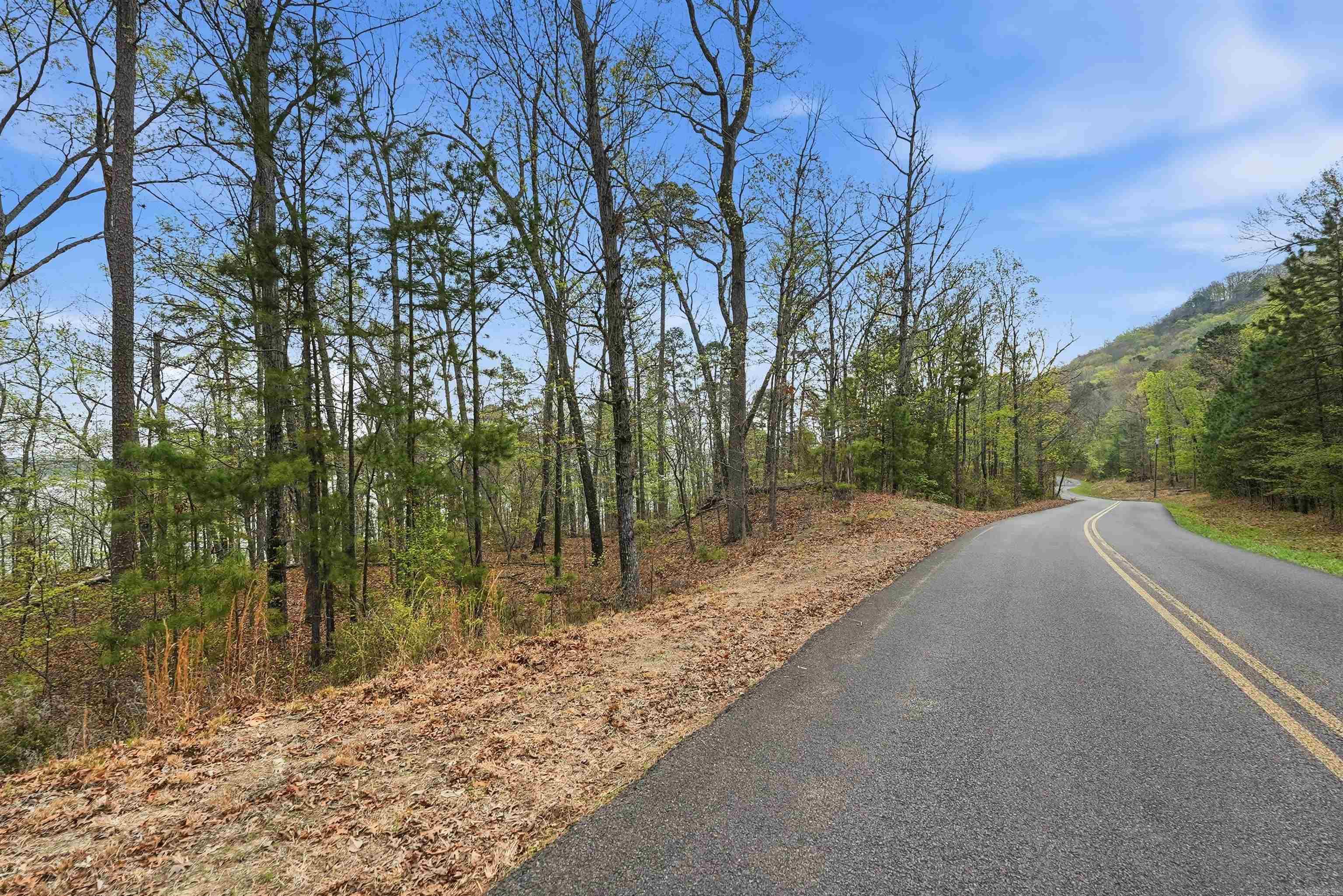 120 Lakefront  Quitman, AR