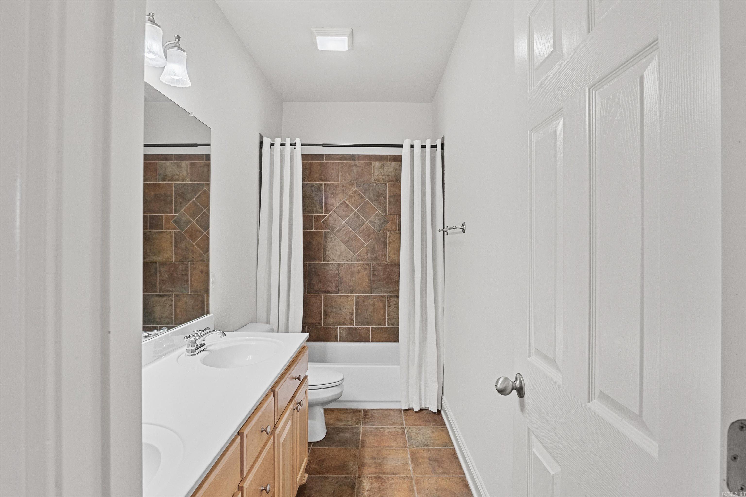 813 Cascade Dr  Cabot, AR