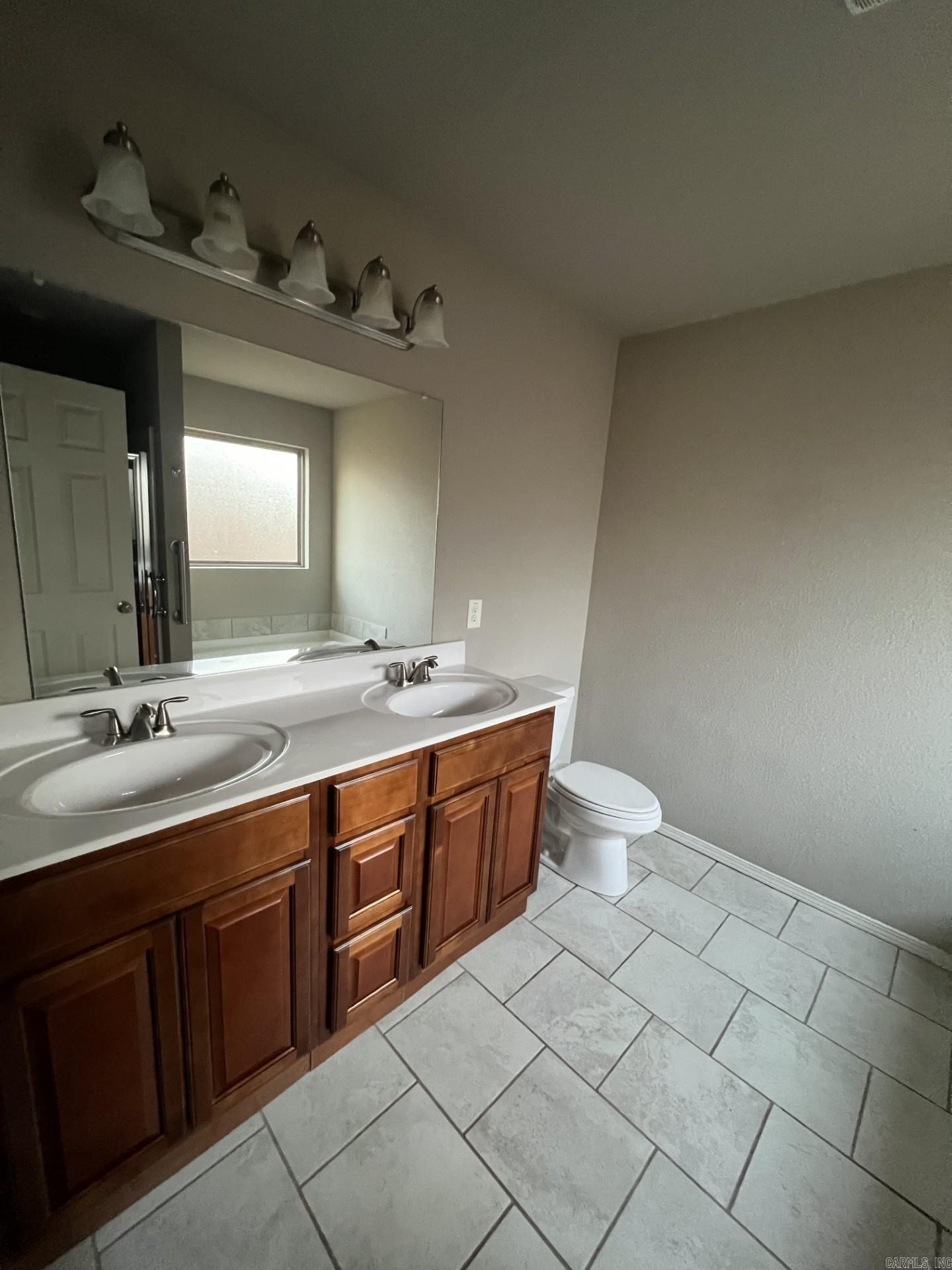 950 PINEHURST LOOP  Cabot, AR