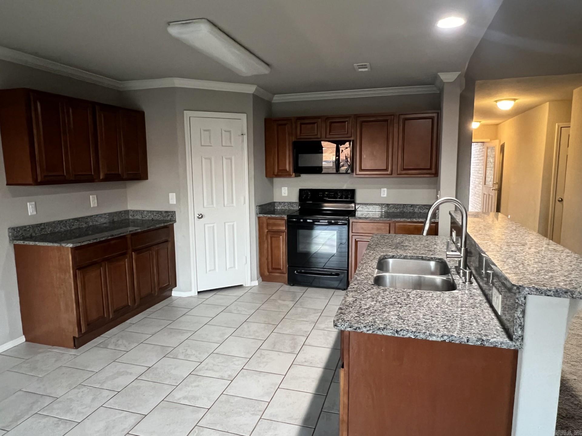 950 PINEHURST LOOP  Cabot, AR