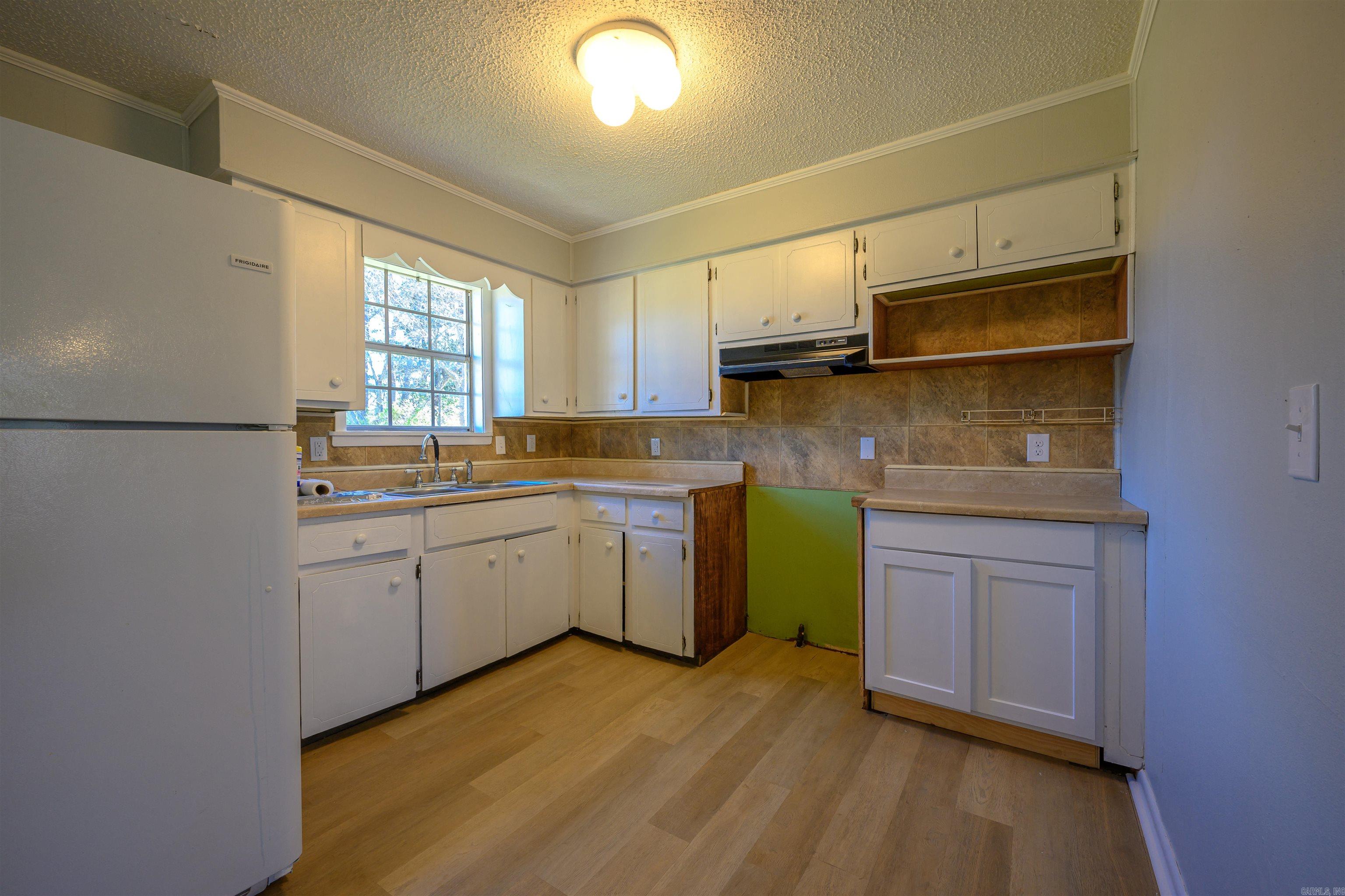 611 W Barnett Street  Kensett, AR