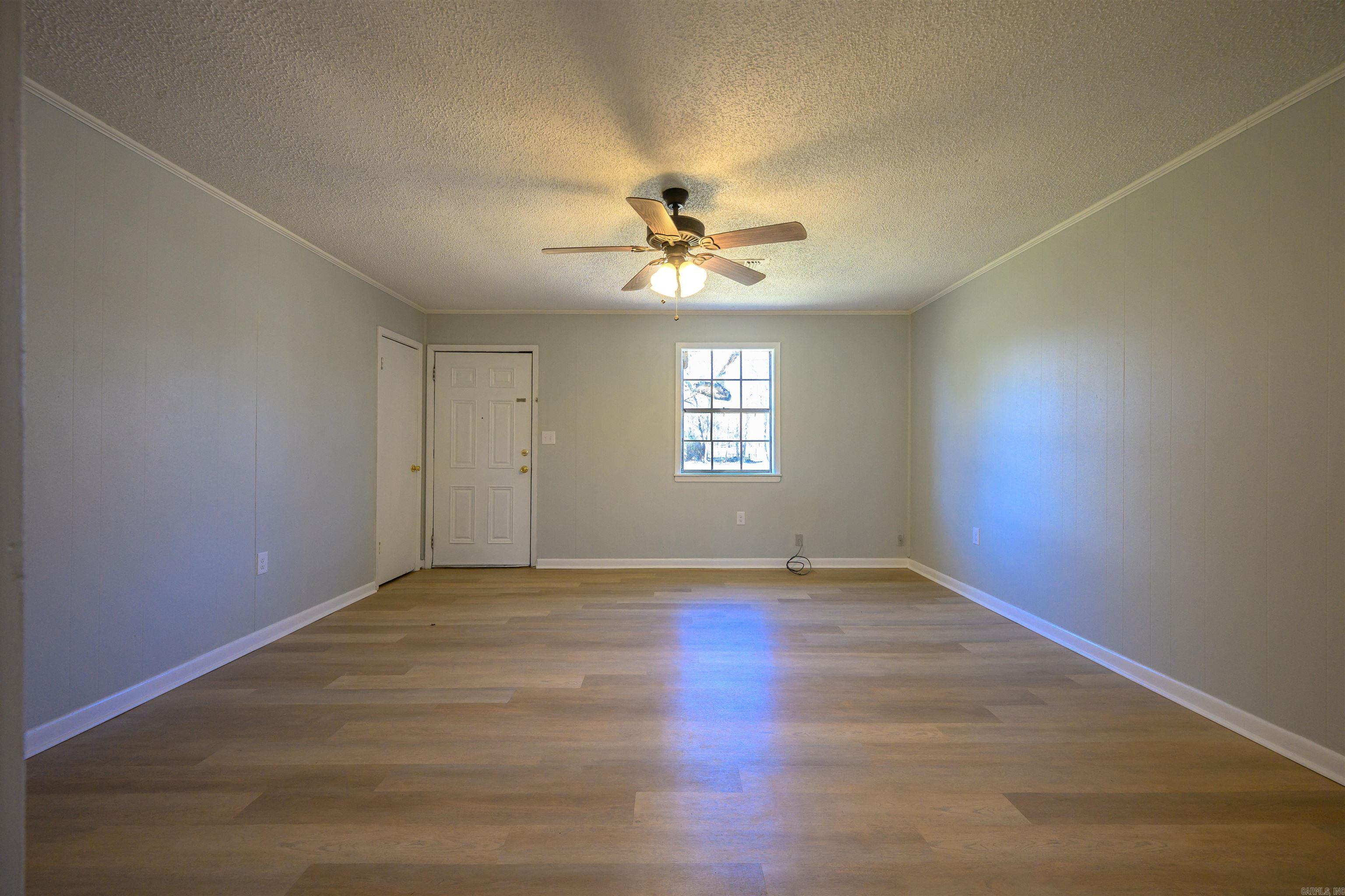 611 W Barnett Street  Kensett, AR