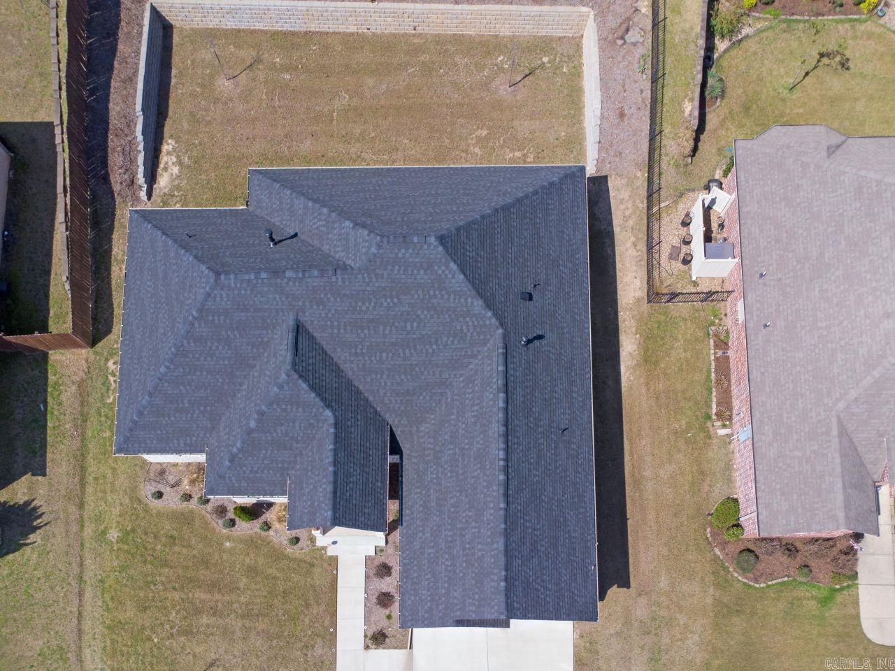 7921 S Shoreline  Benton, AR