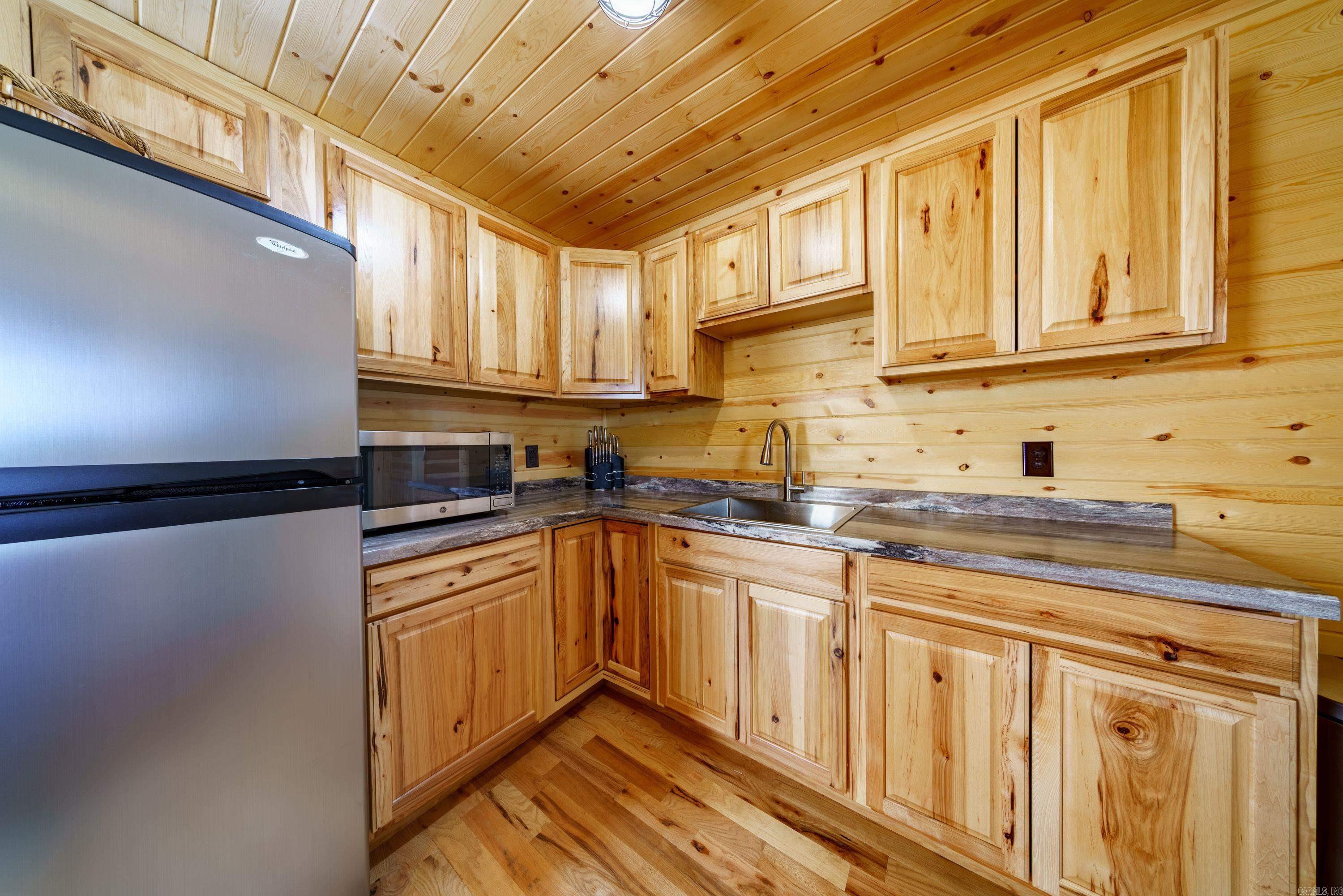 7473 Meadow Creek Rd  Fox, AR