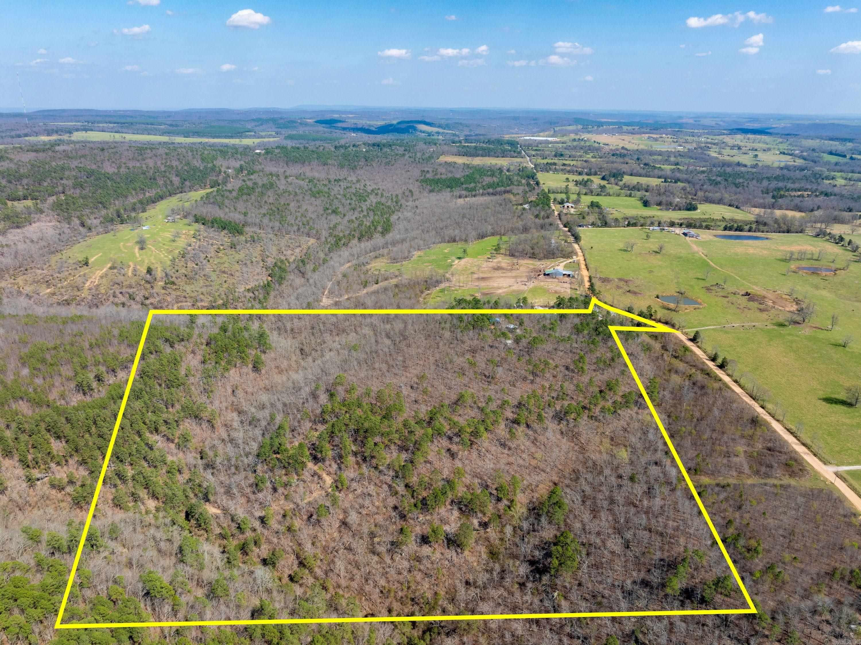 7473 Meadow Creek Rd  Fox, AR