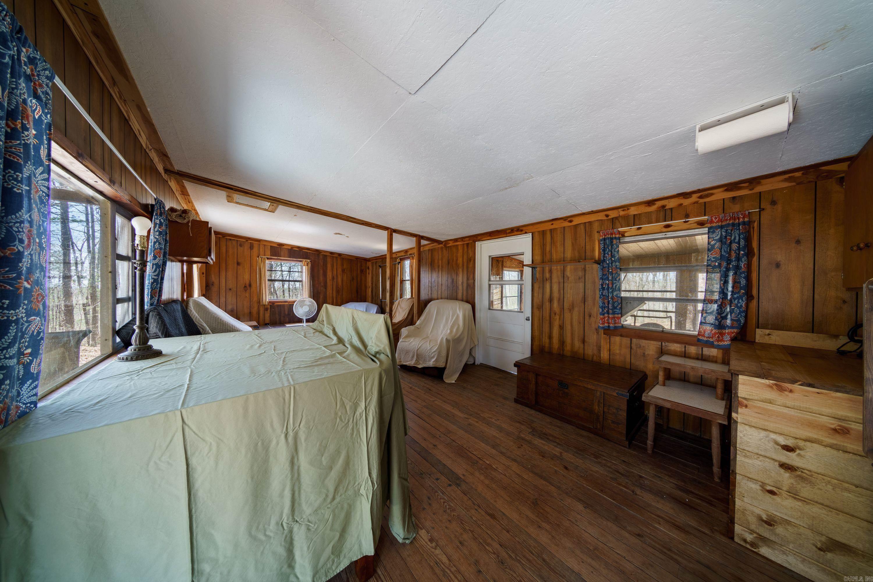 7473 Meadow Creek Rd  Fox, AR